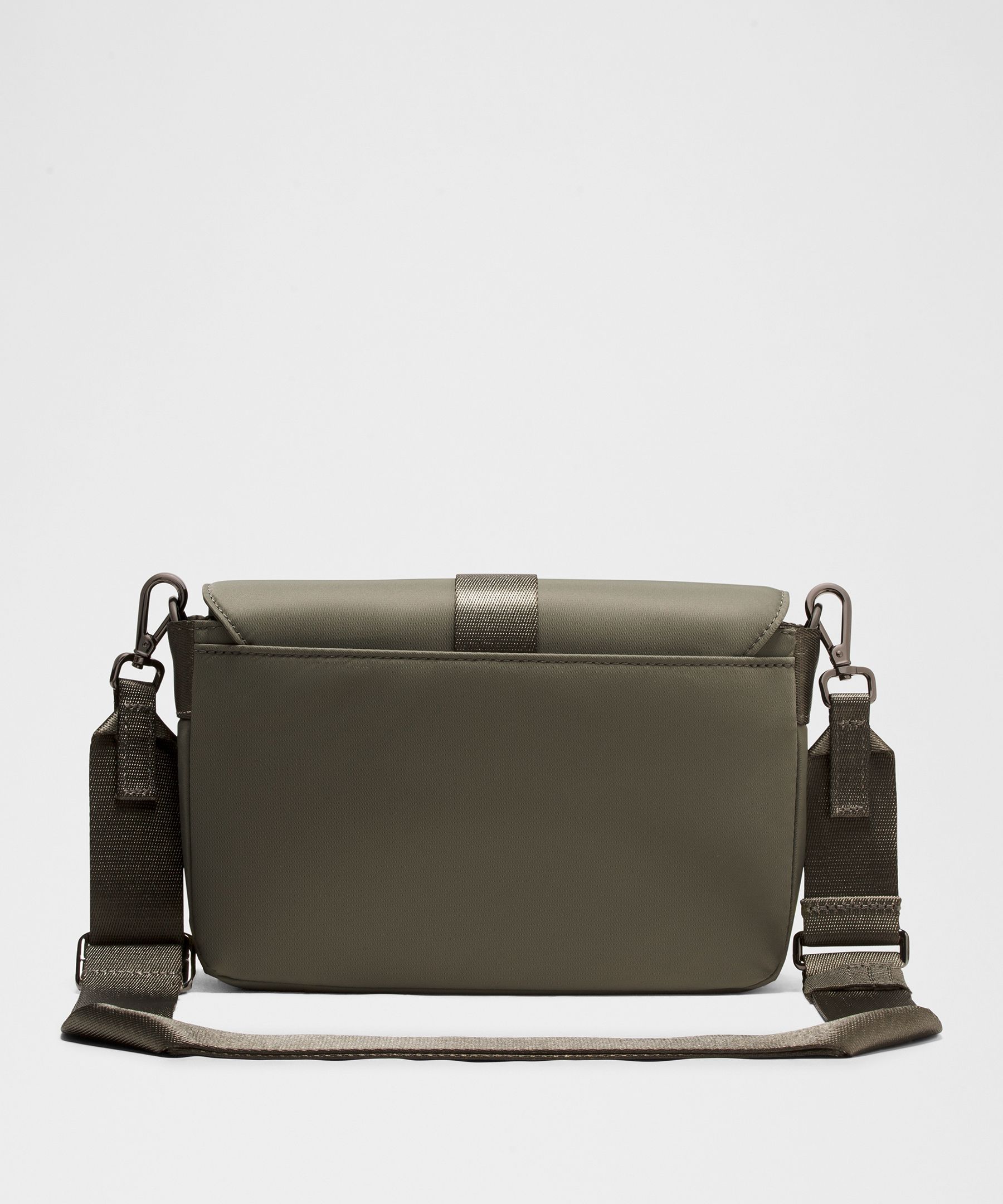 Wunderlust Multi-Pocket Crossbody Bag 3L | Women's Bags