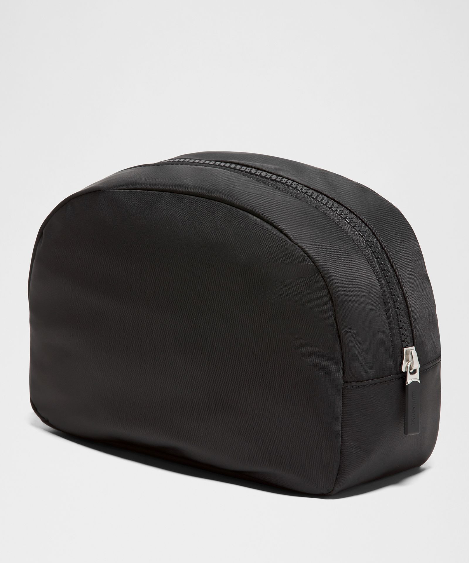 Сумка Lululemon City Essentials объёмом 4 л — фото 2