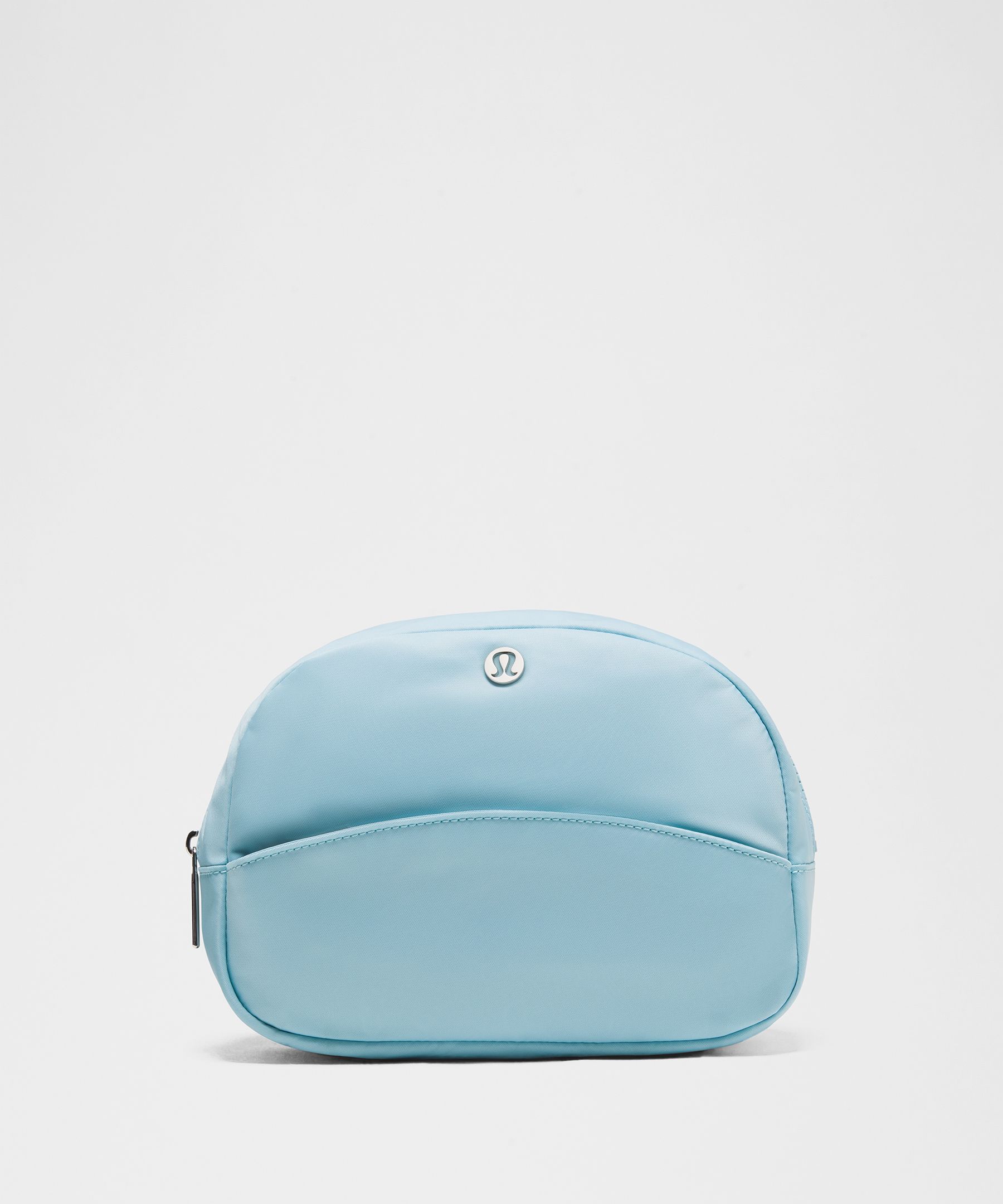 City Essentials Pouch 4L