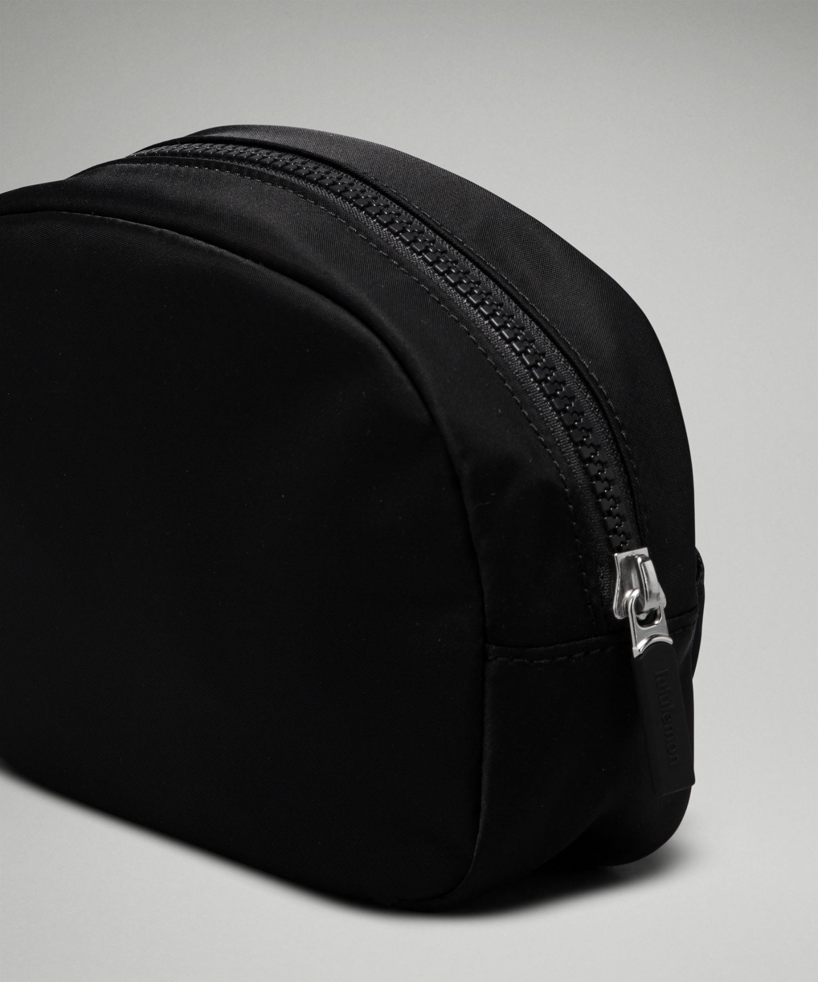 Мини-косметичка Lululemon City Essentials 2 л — фото 3