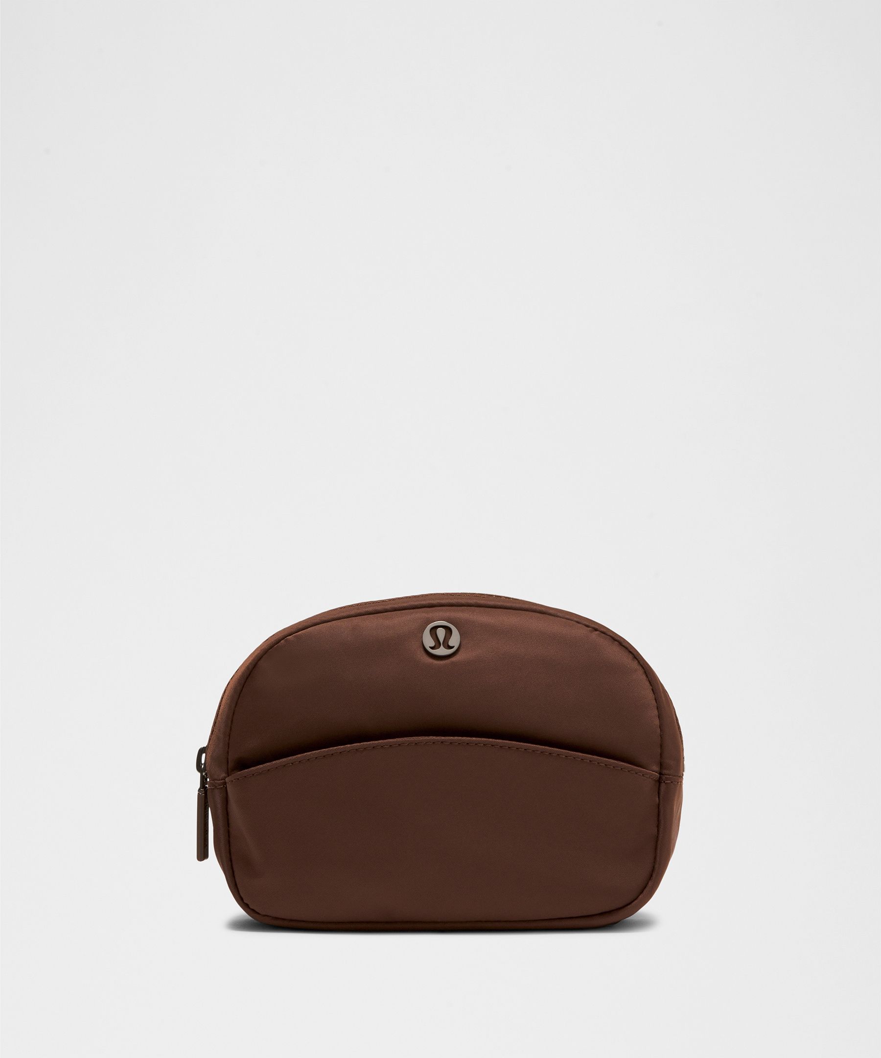 City Essentials Pouch Mini 2L - Brown