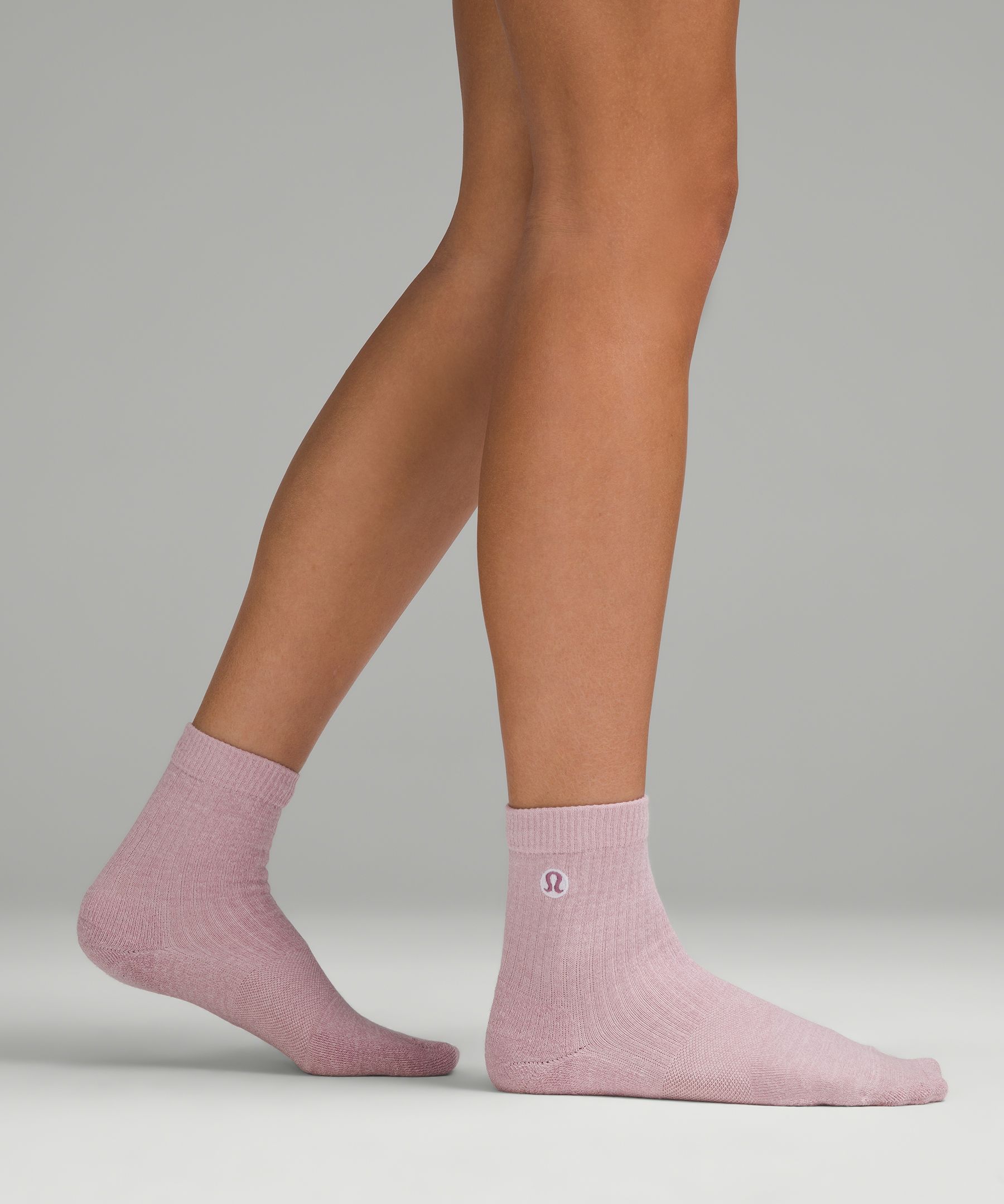 Women's Daily Stride Quarter Socks |