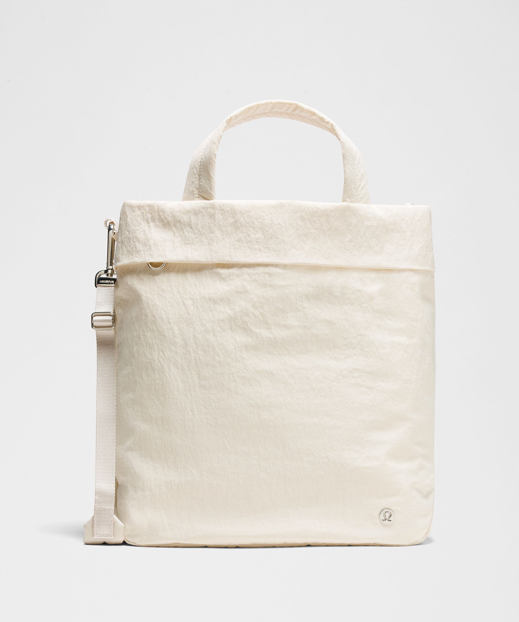 lululemon – Women's On My Level Tote Bag 20L – Color White