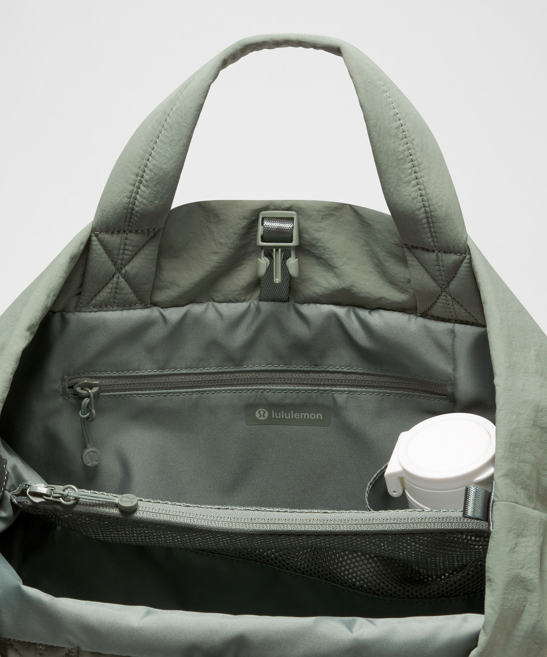 On My Level Tote Bag 20L | Women's Bags,Purses,Wallets | lululemon