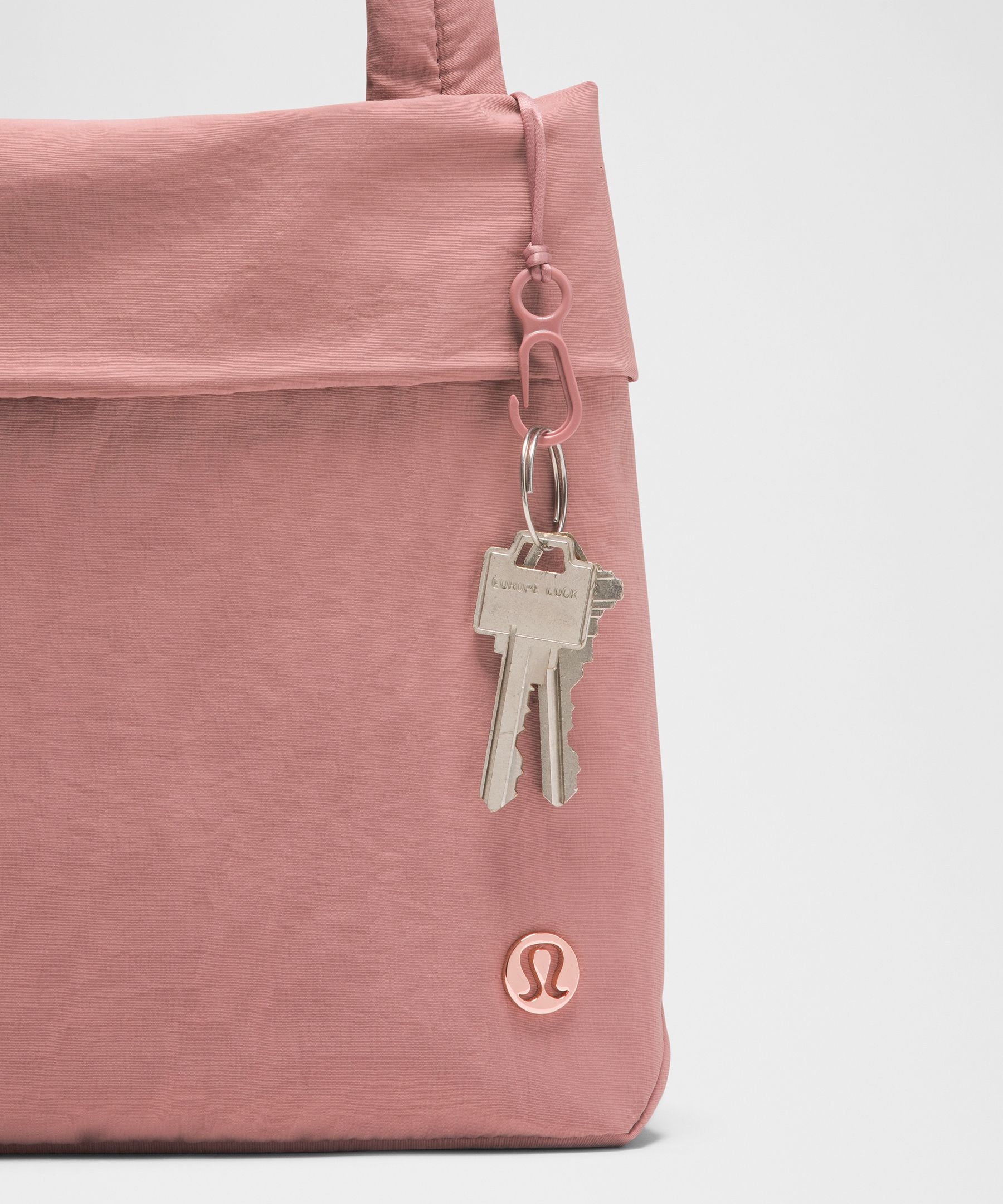 On My Level Small Tote Bag 5L - Gold
