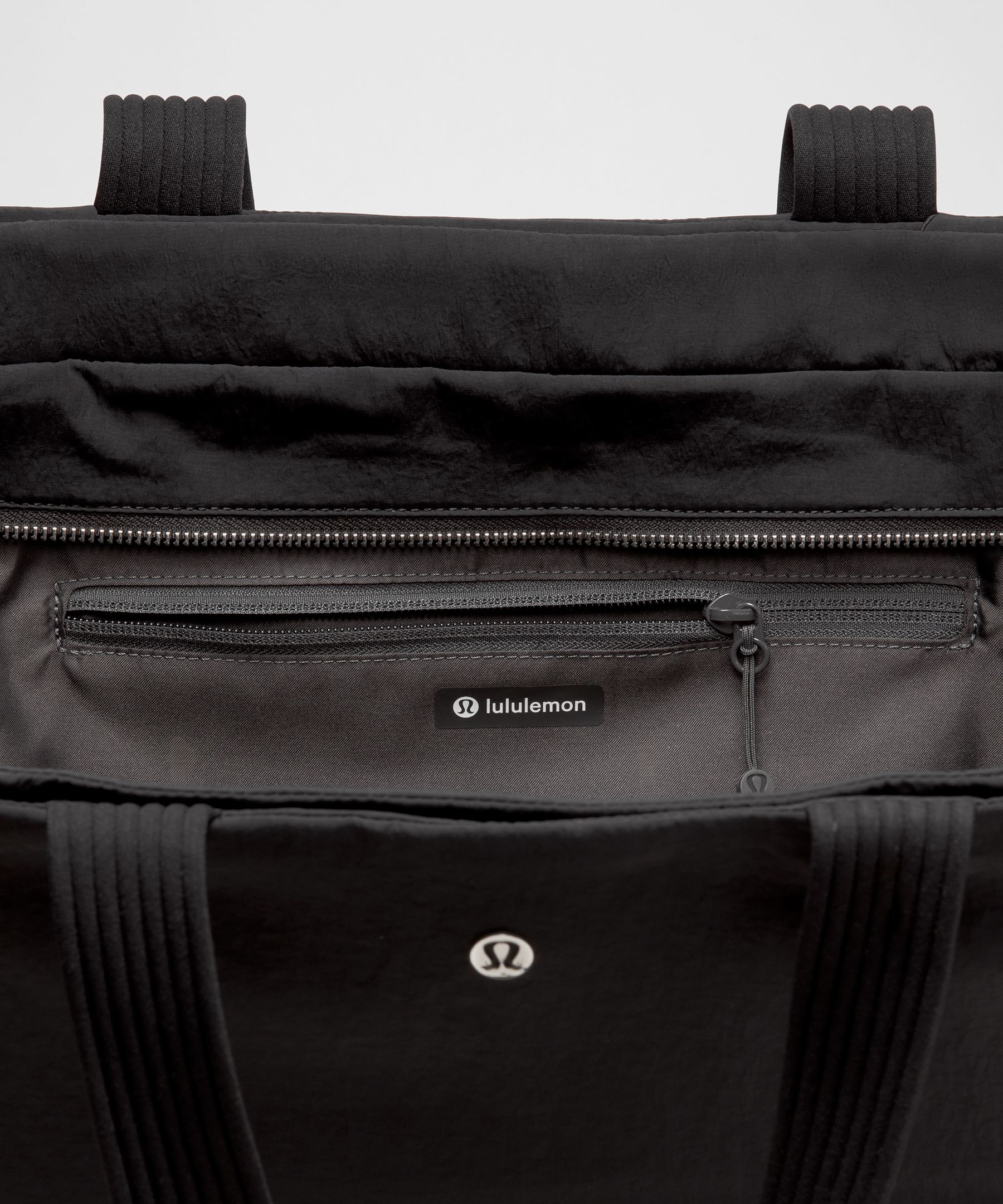 Triple Compartment Tote Bag 18L