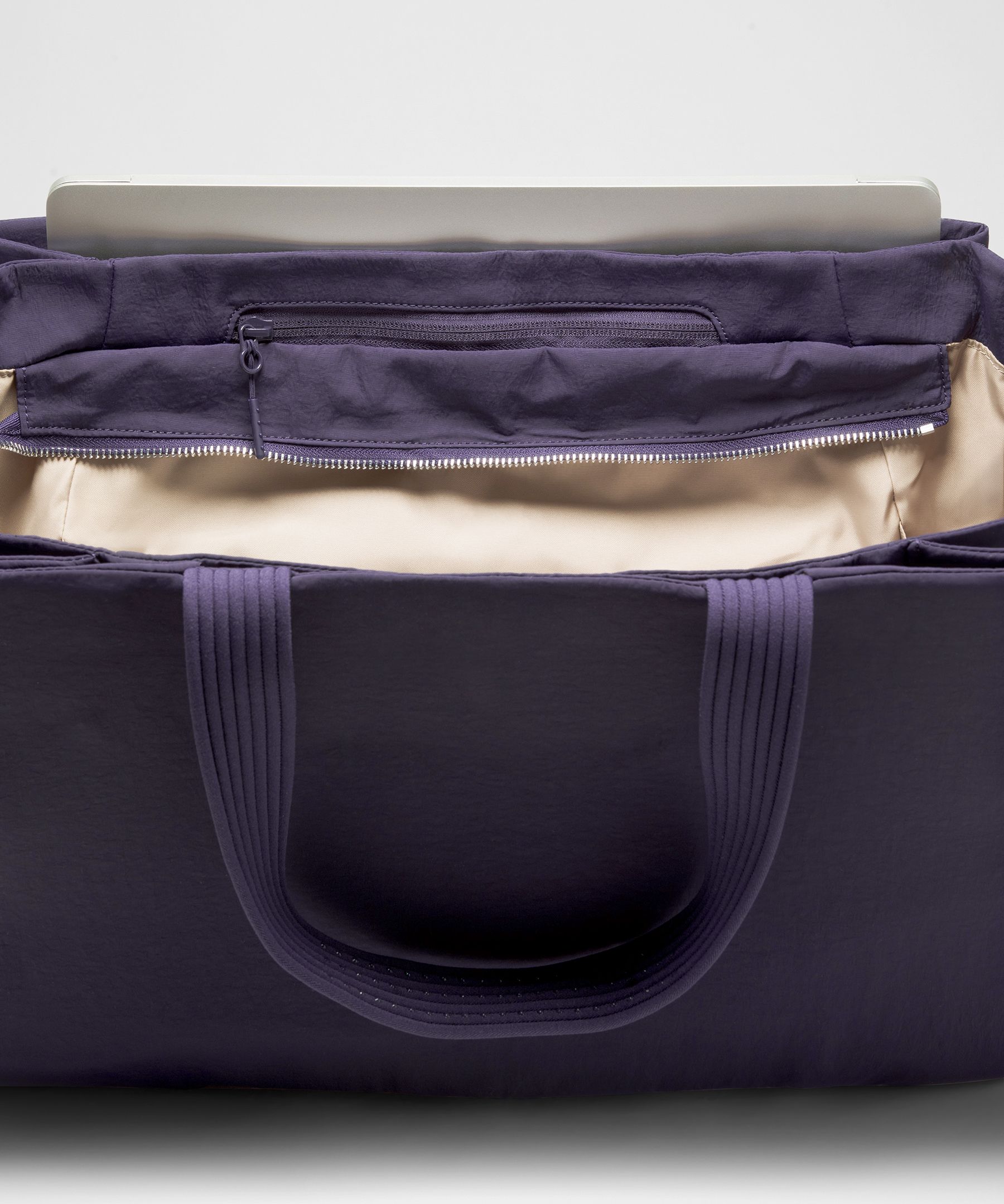 Triple Compartment Tote Bag 18L