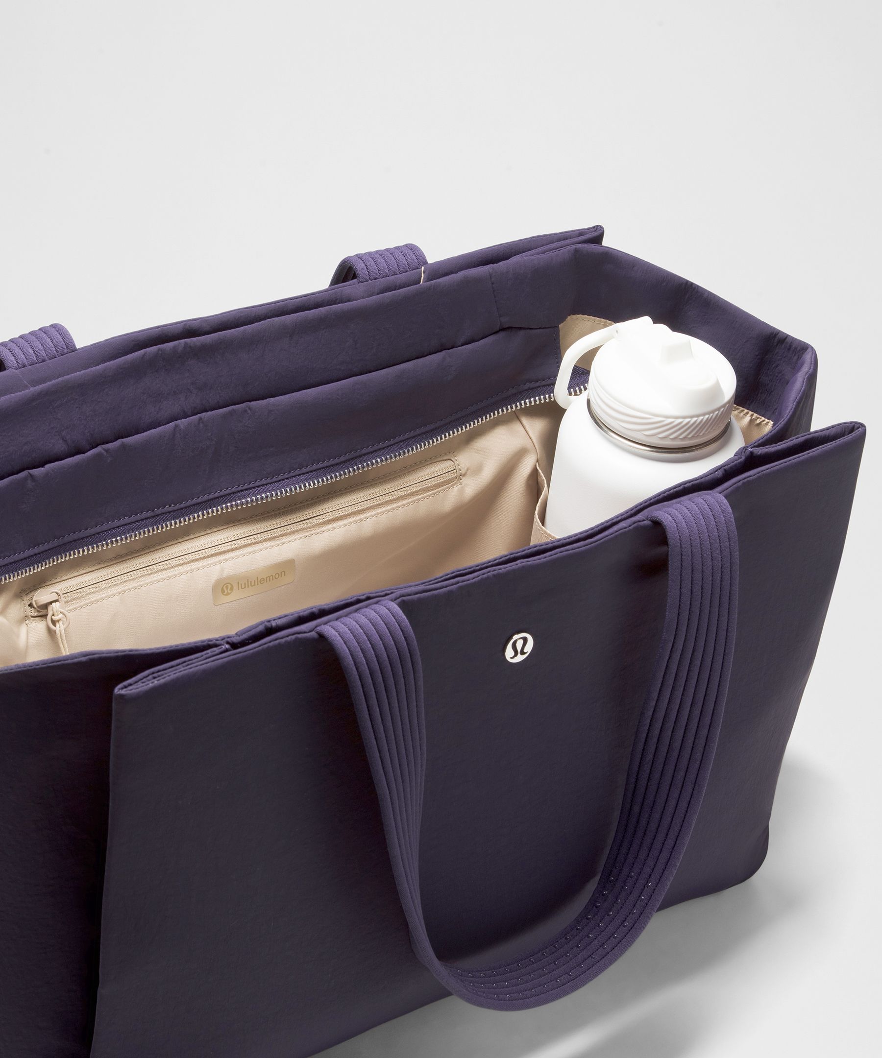 Triple Compartment Tote Bag 18L