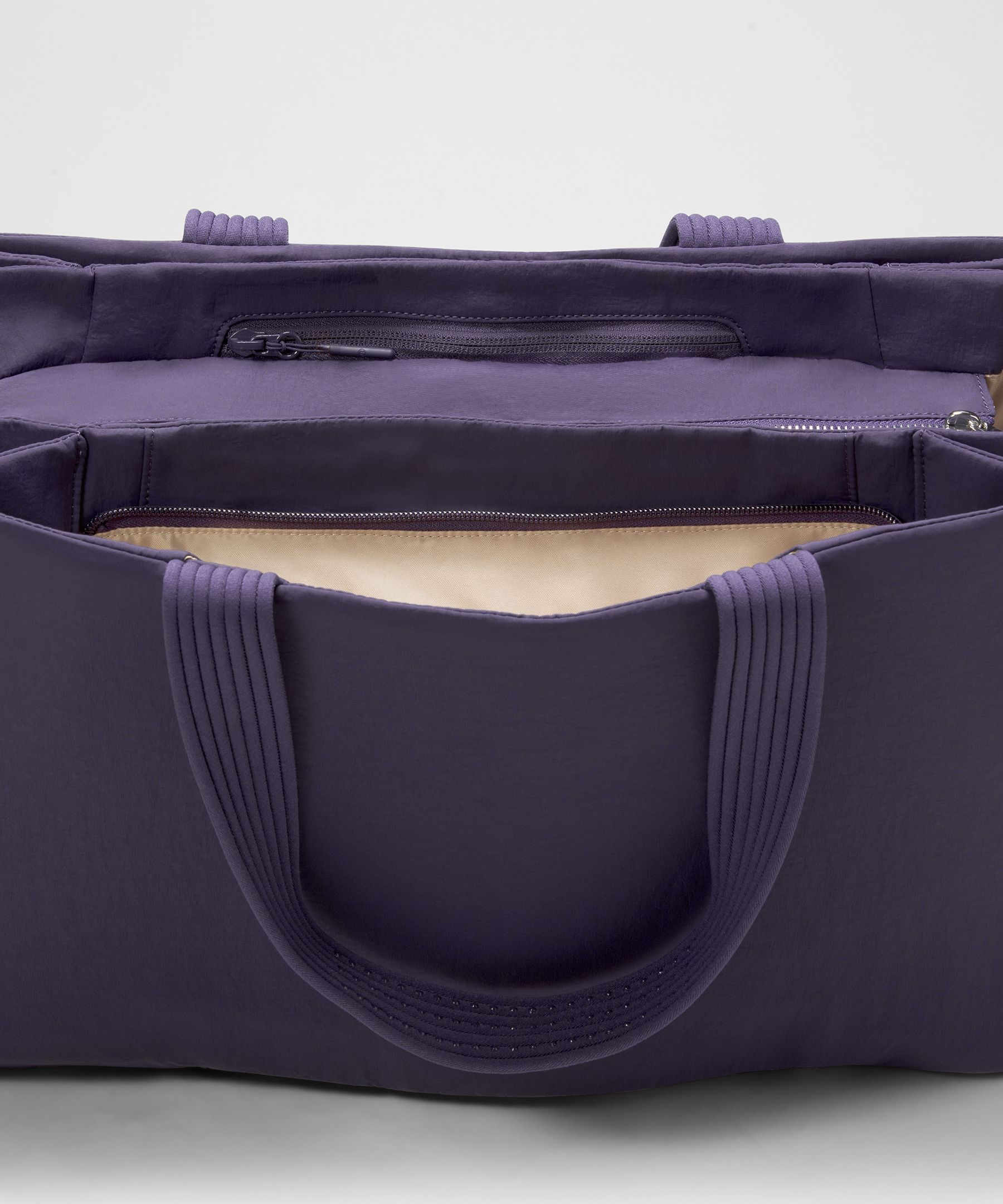 Triple Compartment Tote Bag 18L