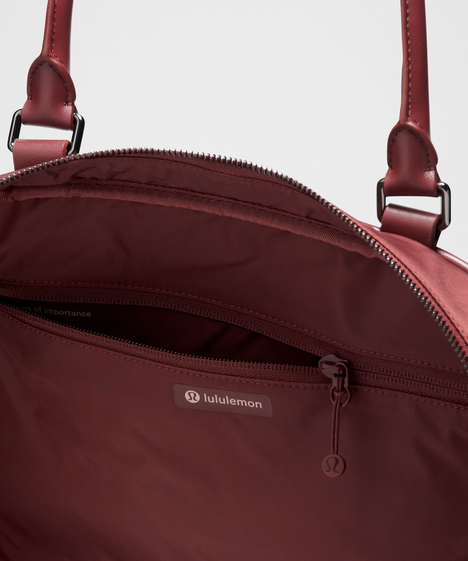 Сумка-дафл Lululemon Bowler объёмом 17 л — фото 4