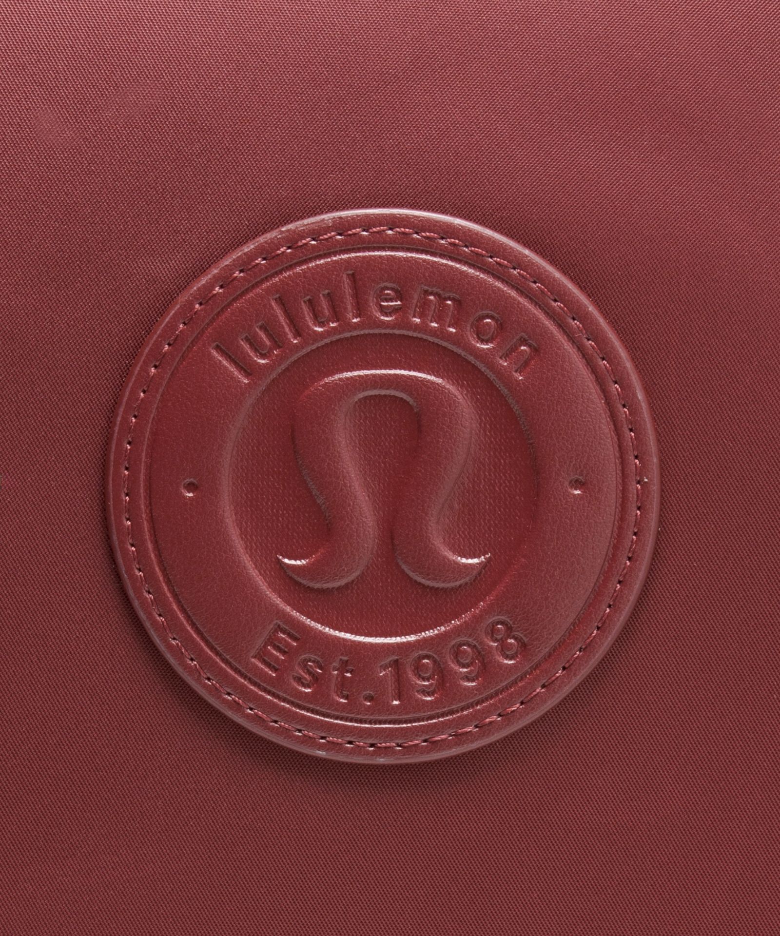 Сумка-дафл Lululemon Bowler объёмом 17 л — фото 5