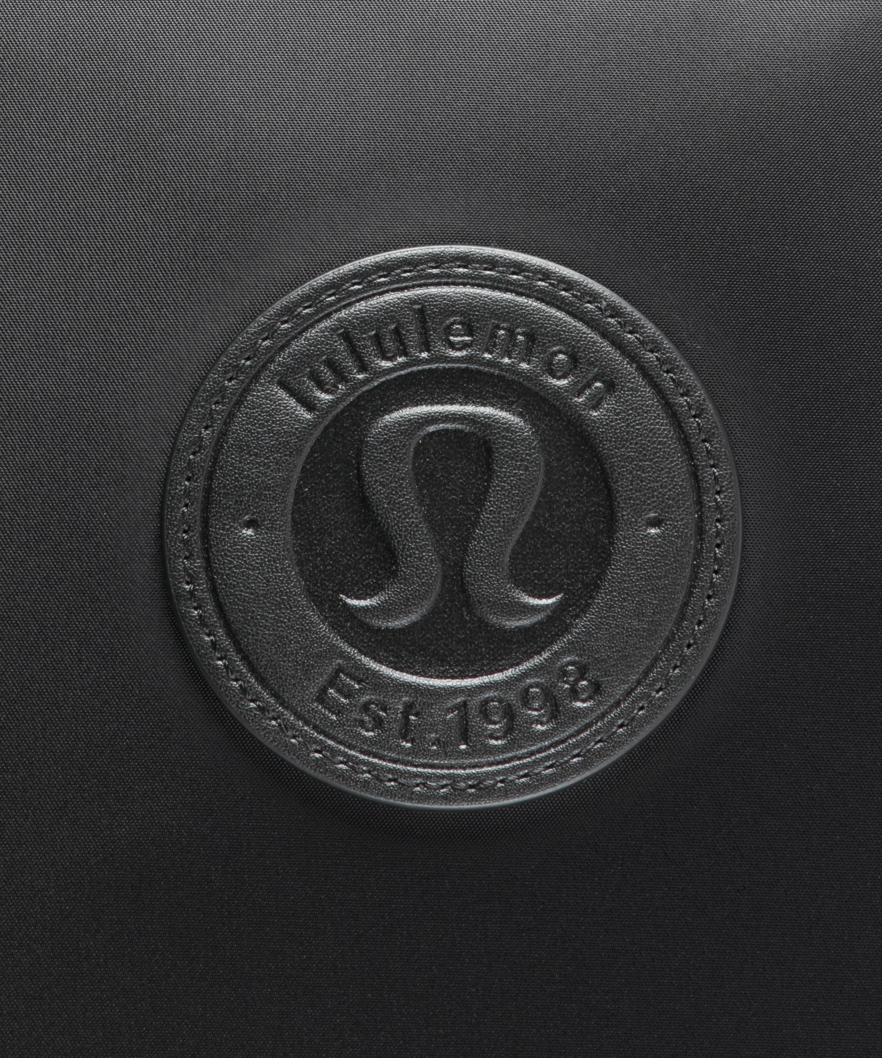 Lululemon Bowler Duffle Bag 17l