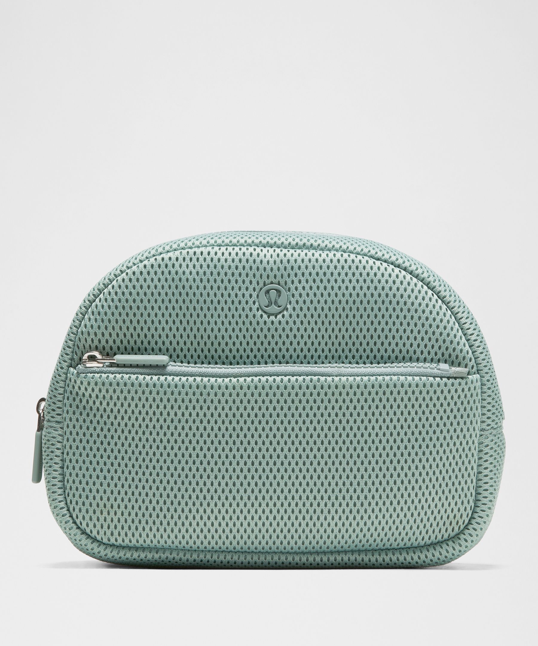 Lululemon City Essentials Pouch 4l Knit Mesh