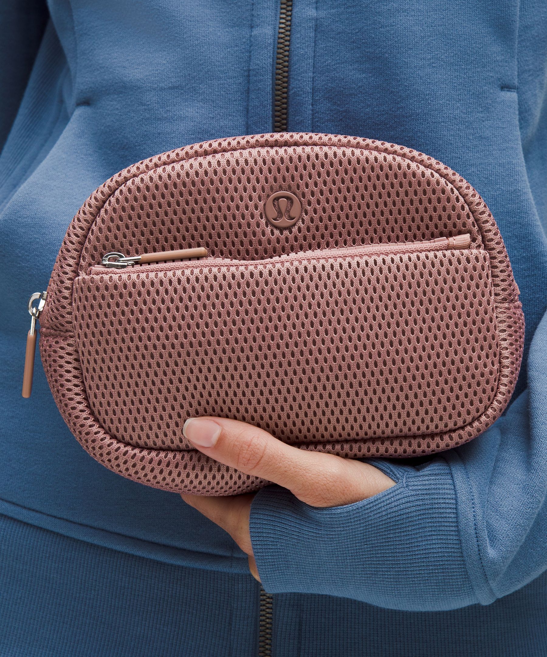 Lululemon City Essentials Mini Pouch 1l Knit Mesh