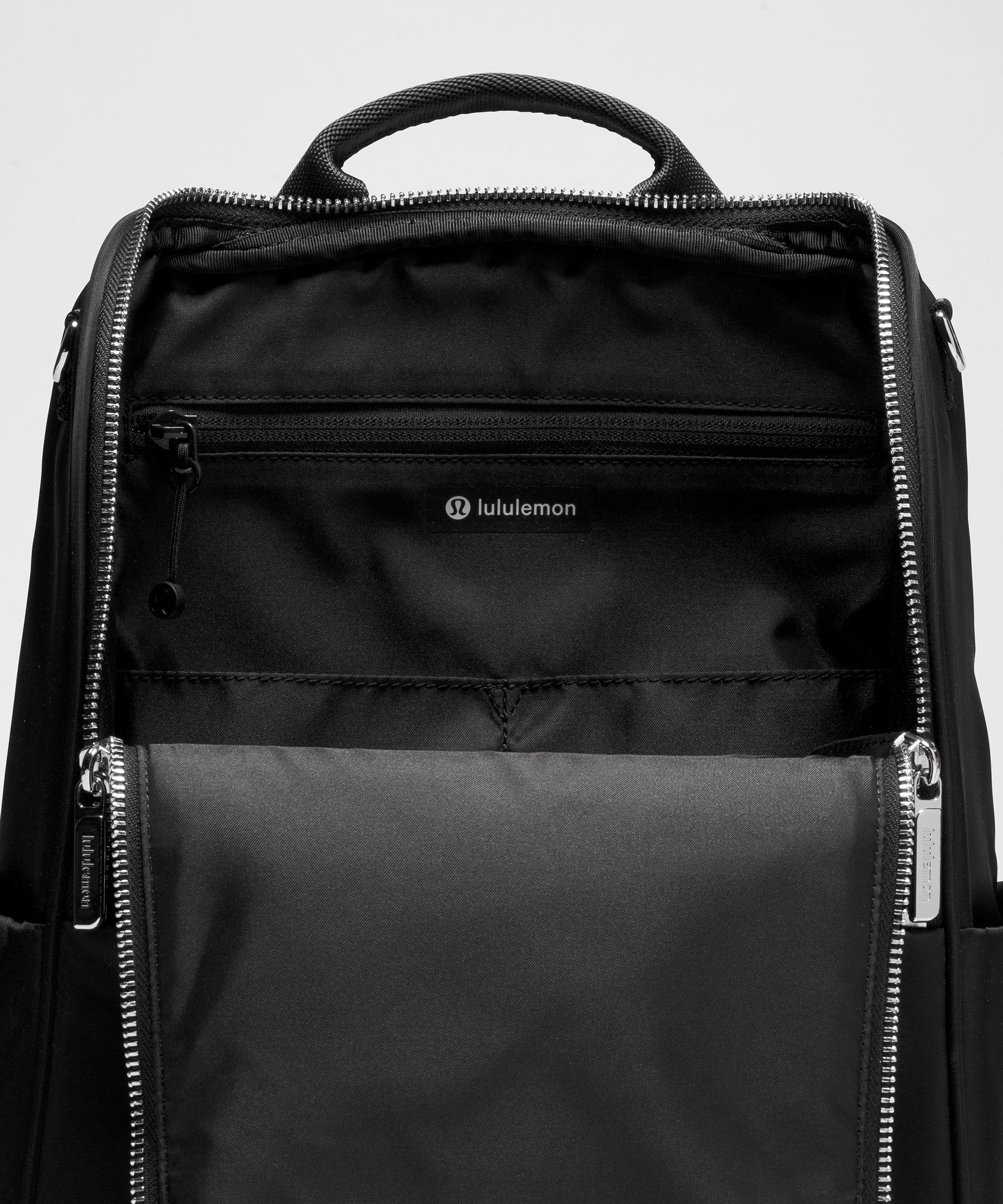 ●lululemon●City Essentials スモールバックパック 10L City Essentials Small Backpack 10L | Women's Bags,Purses