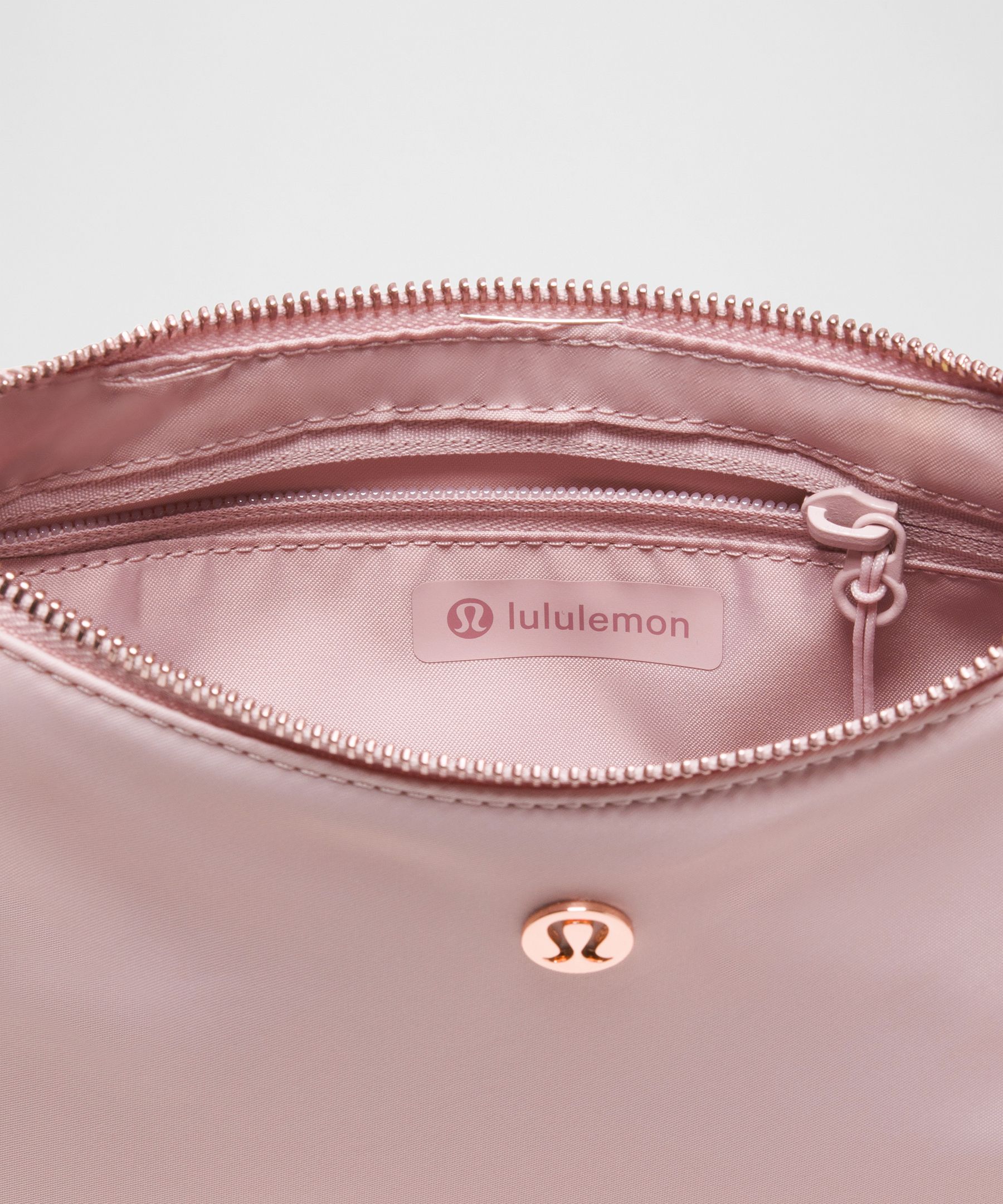 Lululemon City Essentials Small Shoulder Bag 3l