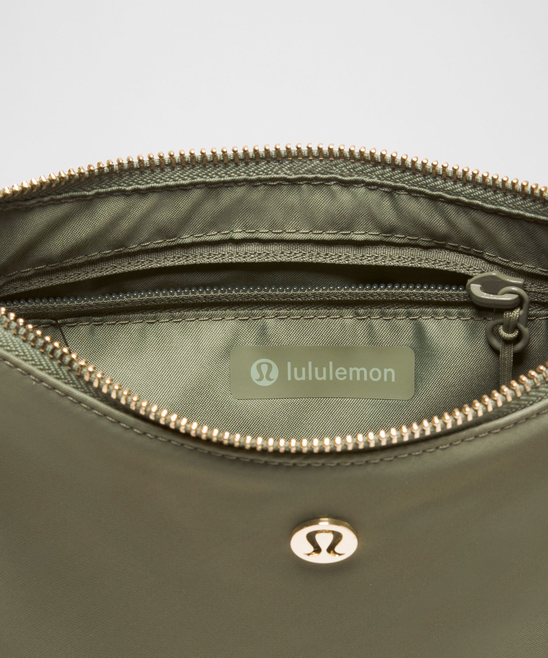 Lululemon City Essentials Small Shoulder Bag 3l