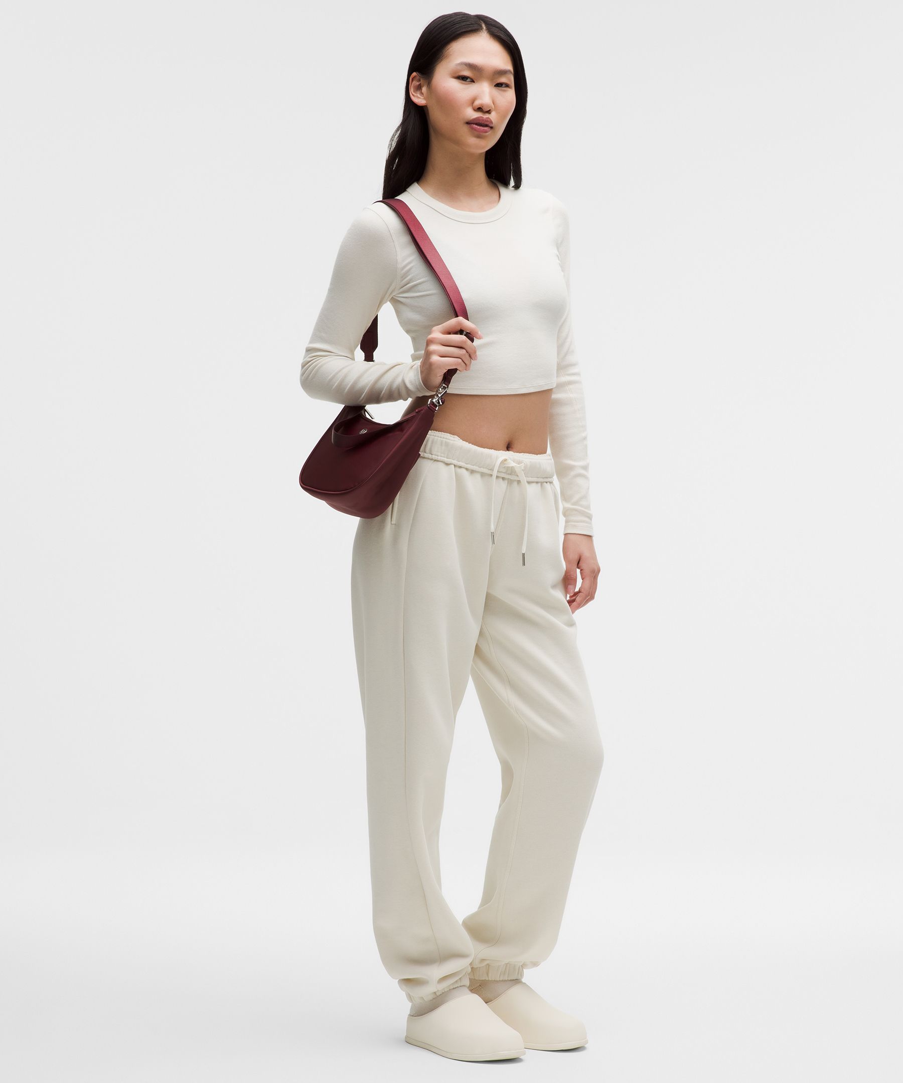 City Essentials Small Shoulder Bag 3L