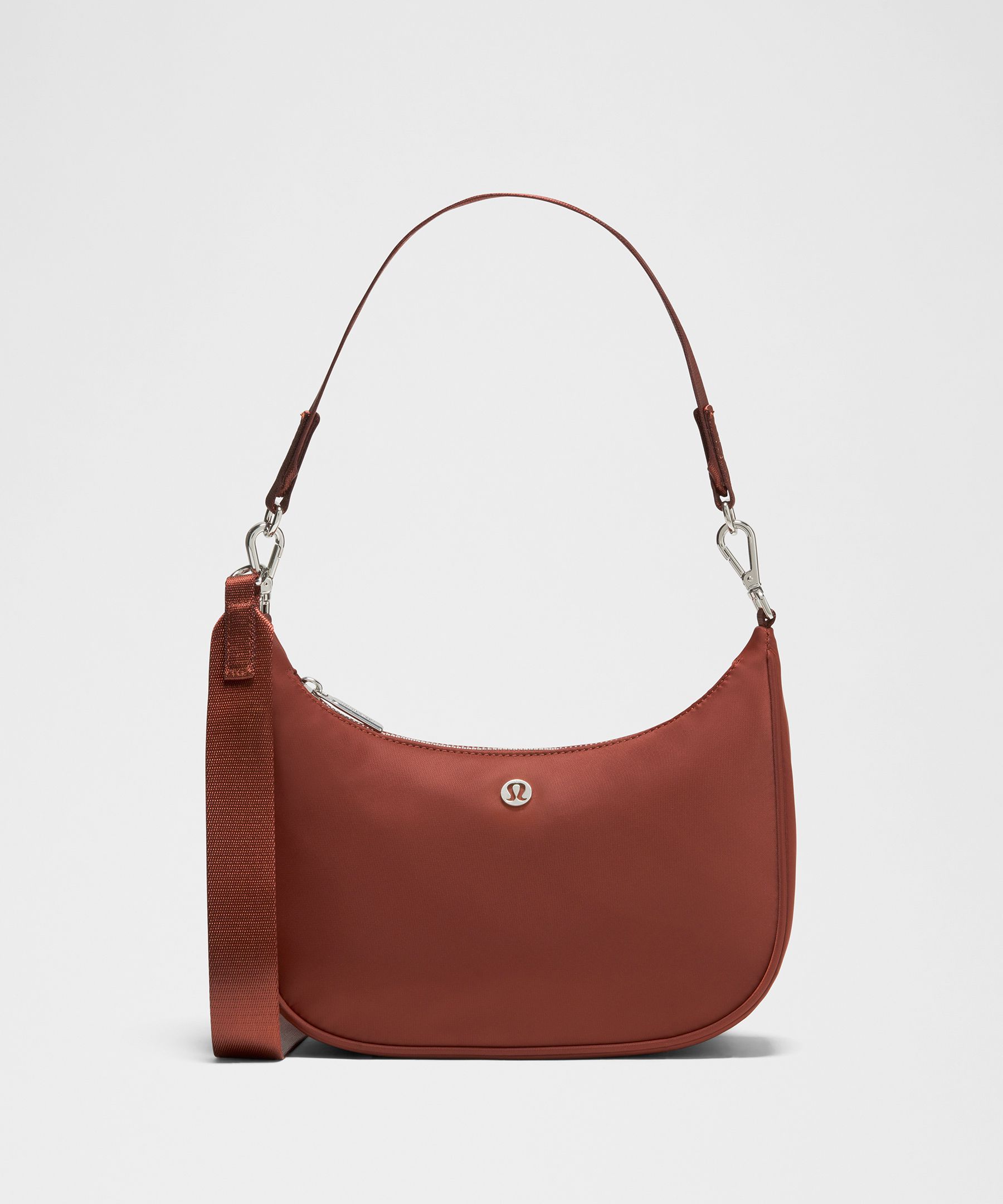 lululemon – City Essentials Small Shoulder Bag 3L – Color Silver/Red
