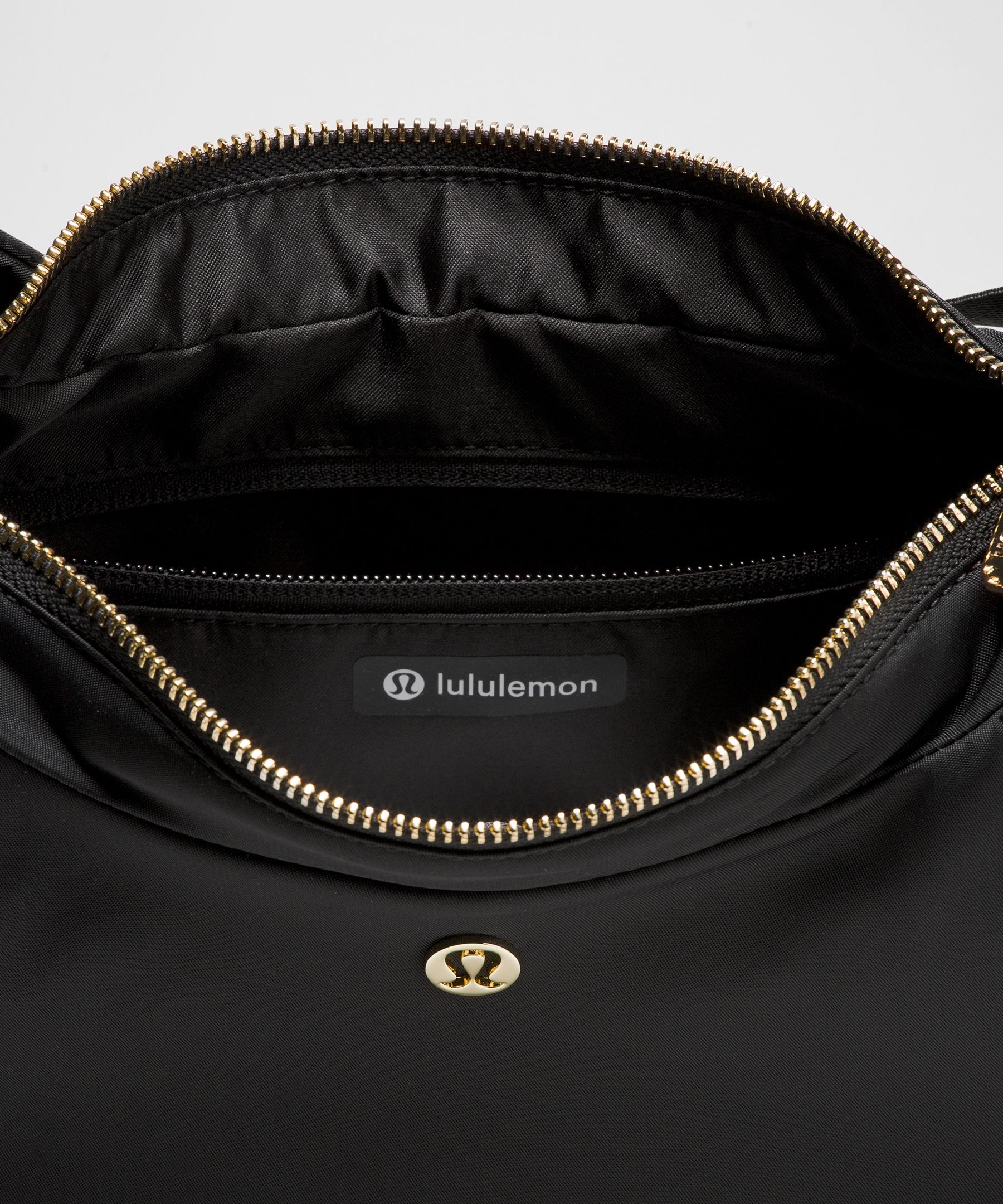 lululemon（ルルレモン)City Essentials バッグ 25L City Essentials Bag 25L | Women's Bags,Purses,Wallets
