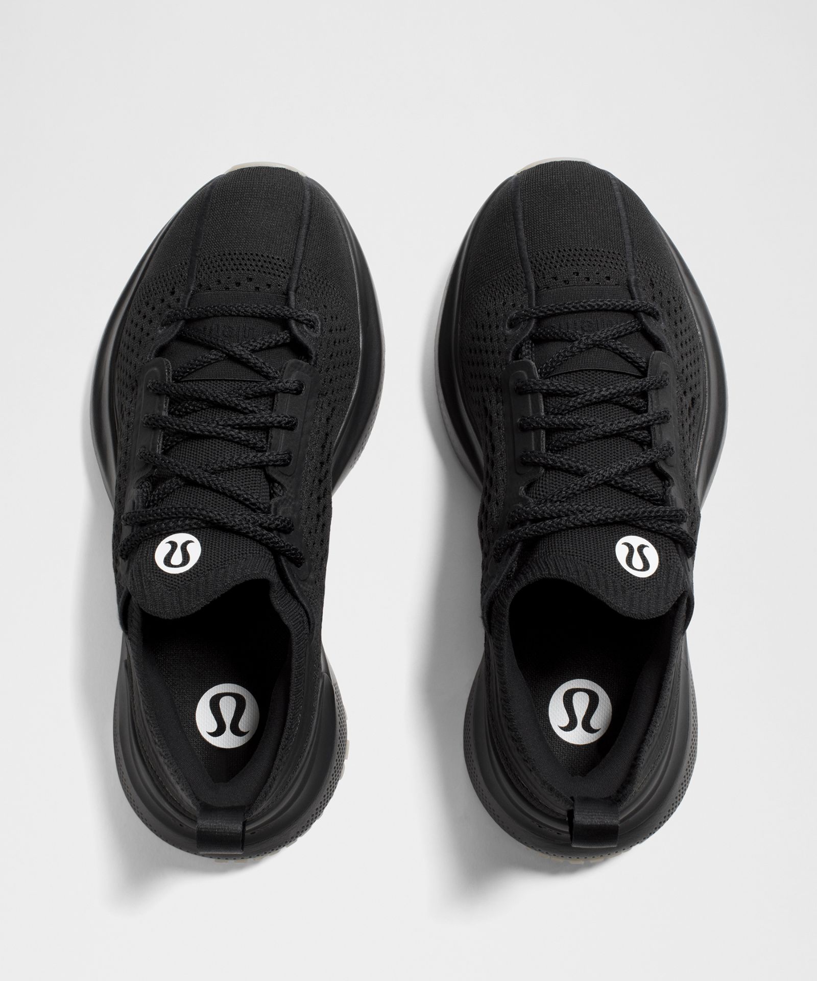 Женские кроссовки Lululemon Chargefeel 3 для тренировок — фото 5