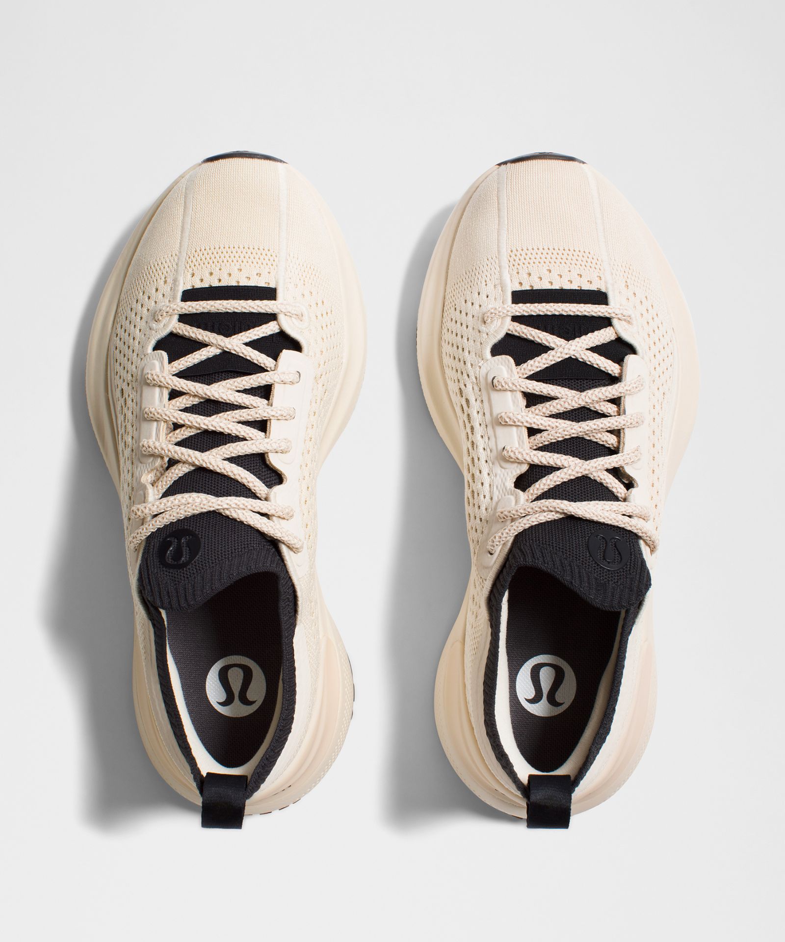 Женские кроссовки Lululemon Chargefeel 3 Workout — фото 5