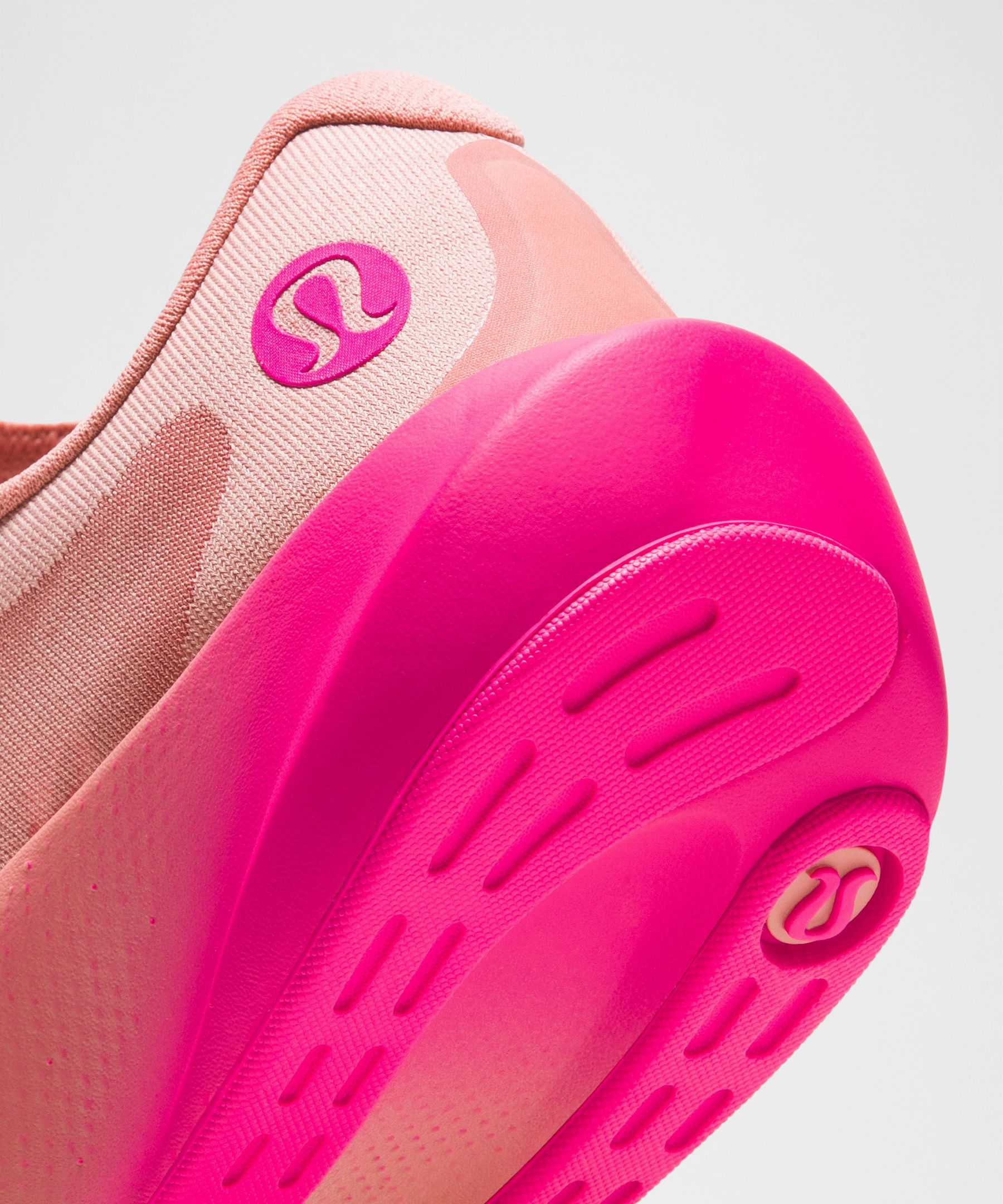 Women's Split Shift Running Shoe