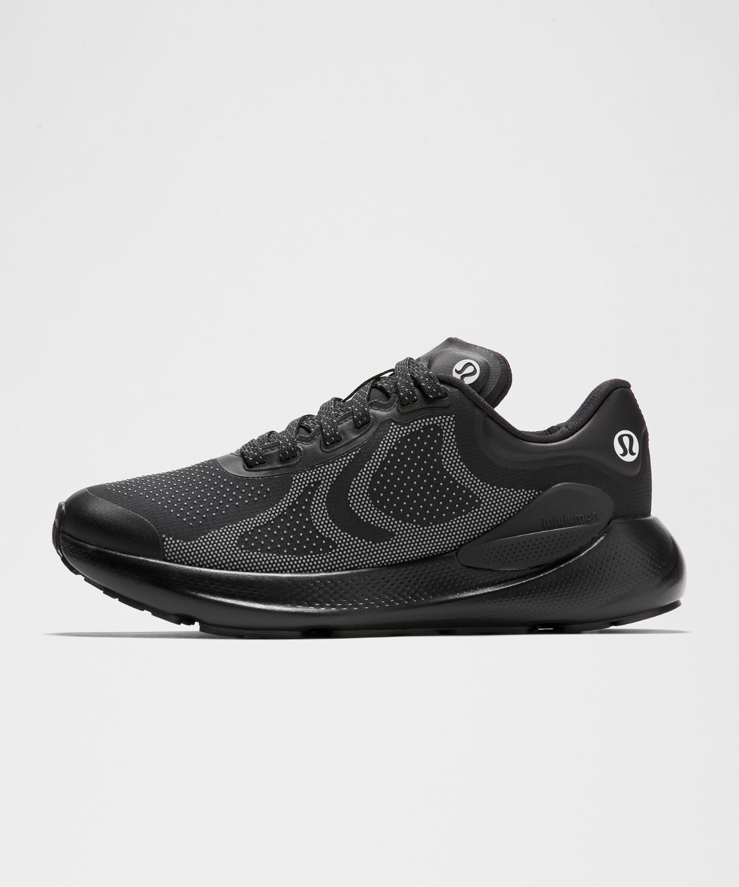 Обувь Lululemon Women's Beyondfeel Waterproof Running Shoe, цвет: Чёрный / Белый — фото 3