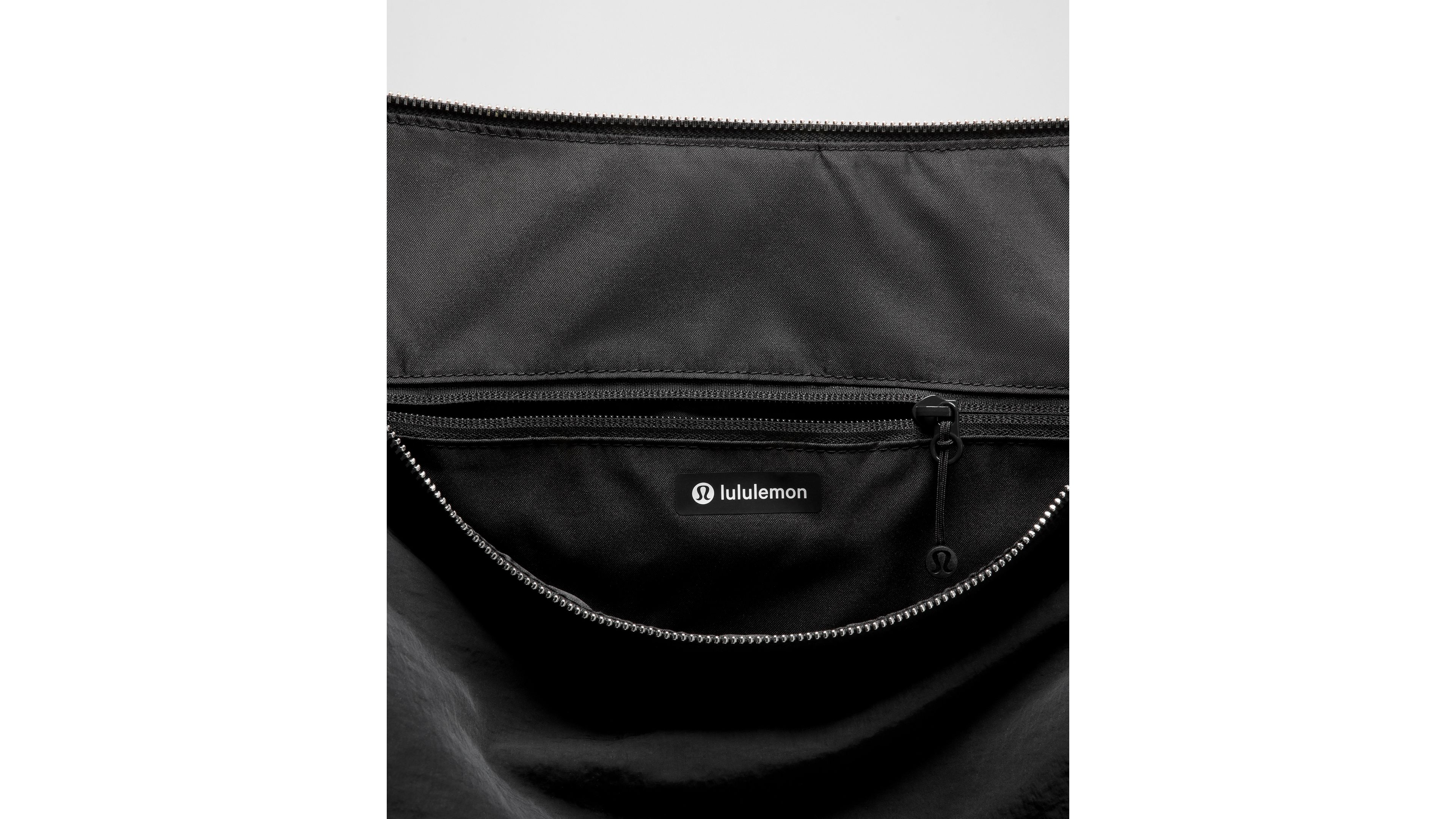 Convertible Ruched Crossbody Bag *Large 16L
