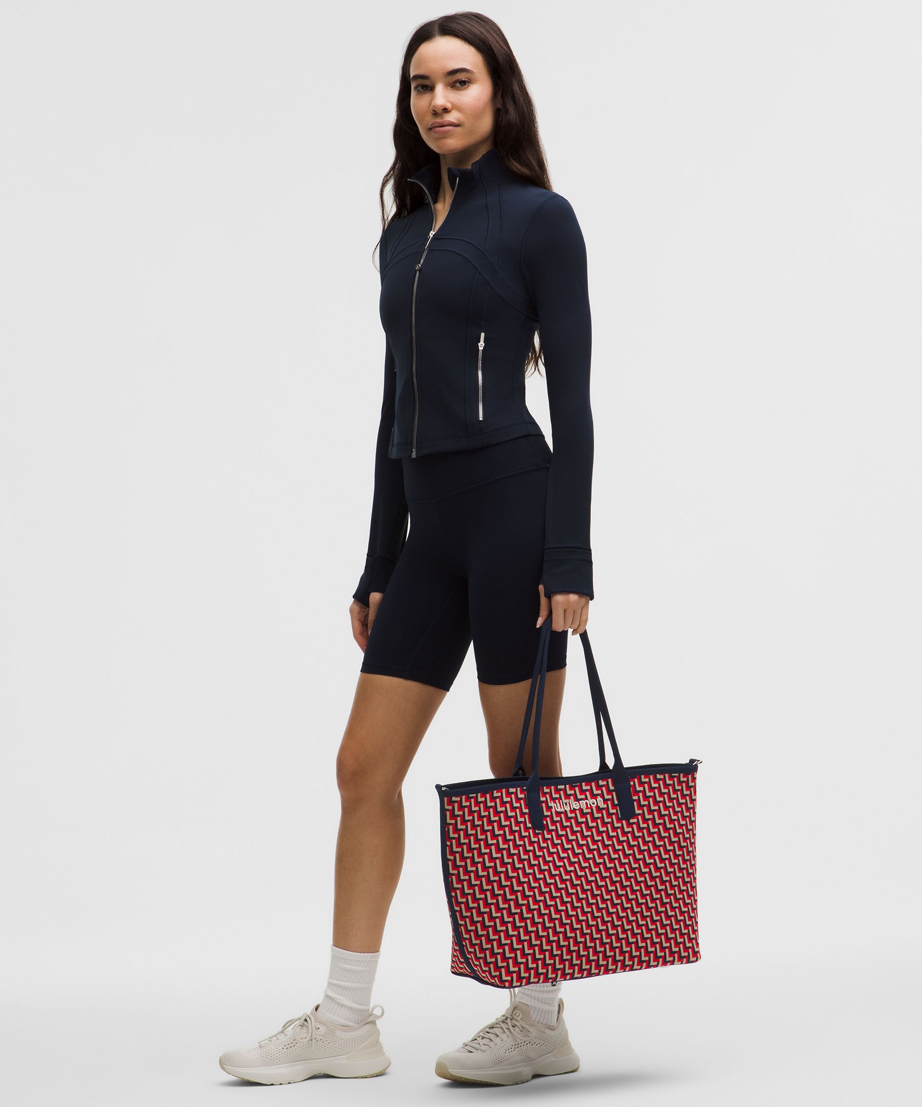 Classic Knit Tote Bag 18L