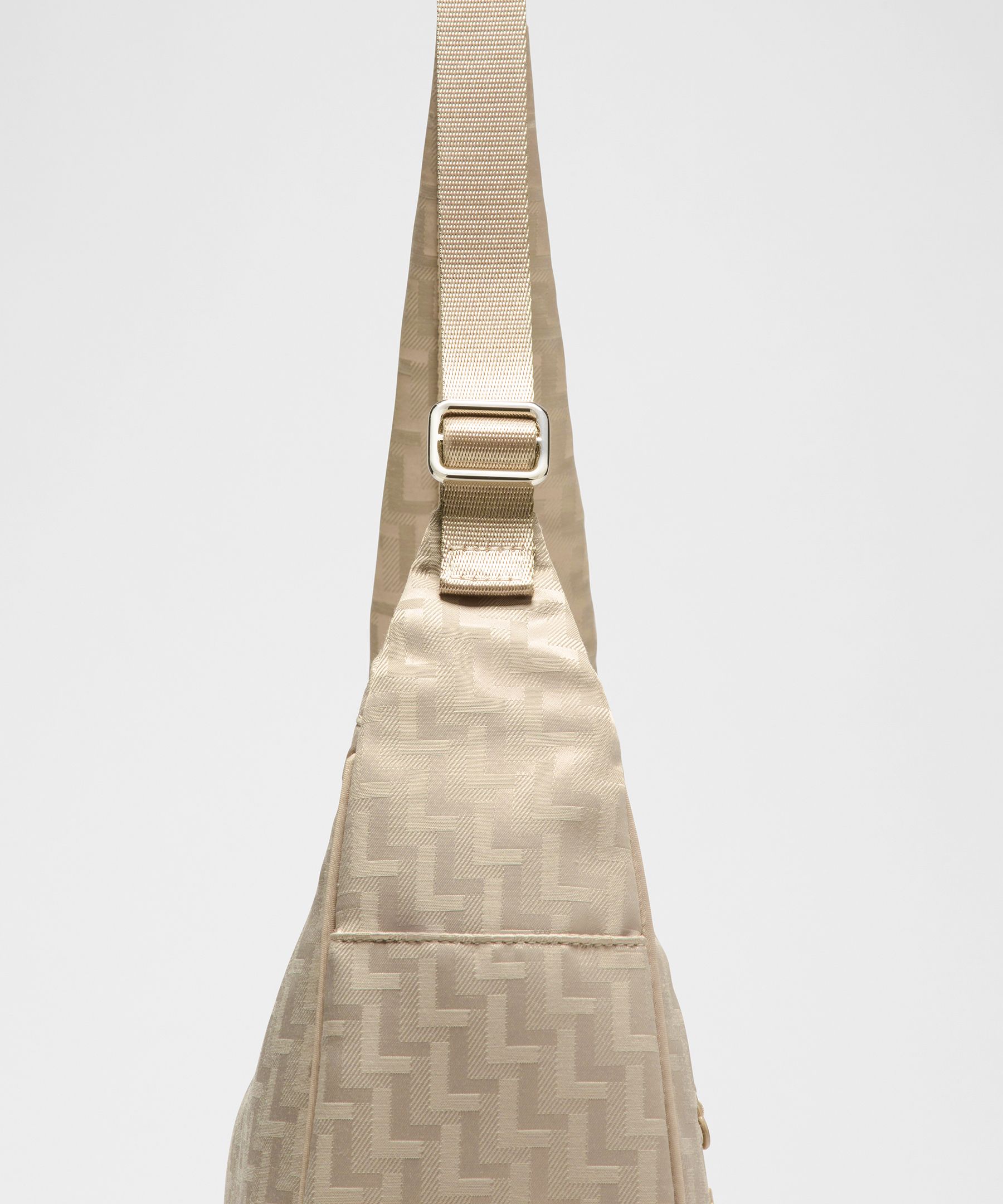 Lululemon City Essentials Shoulder Bag 4l