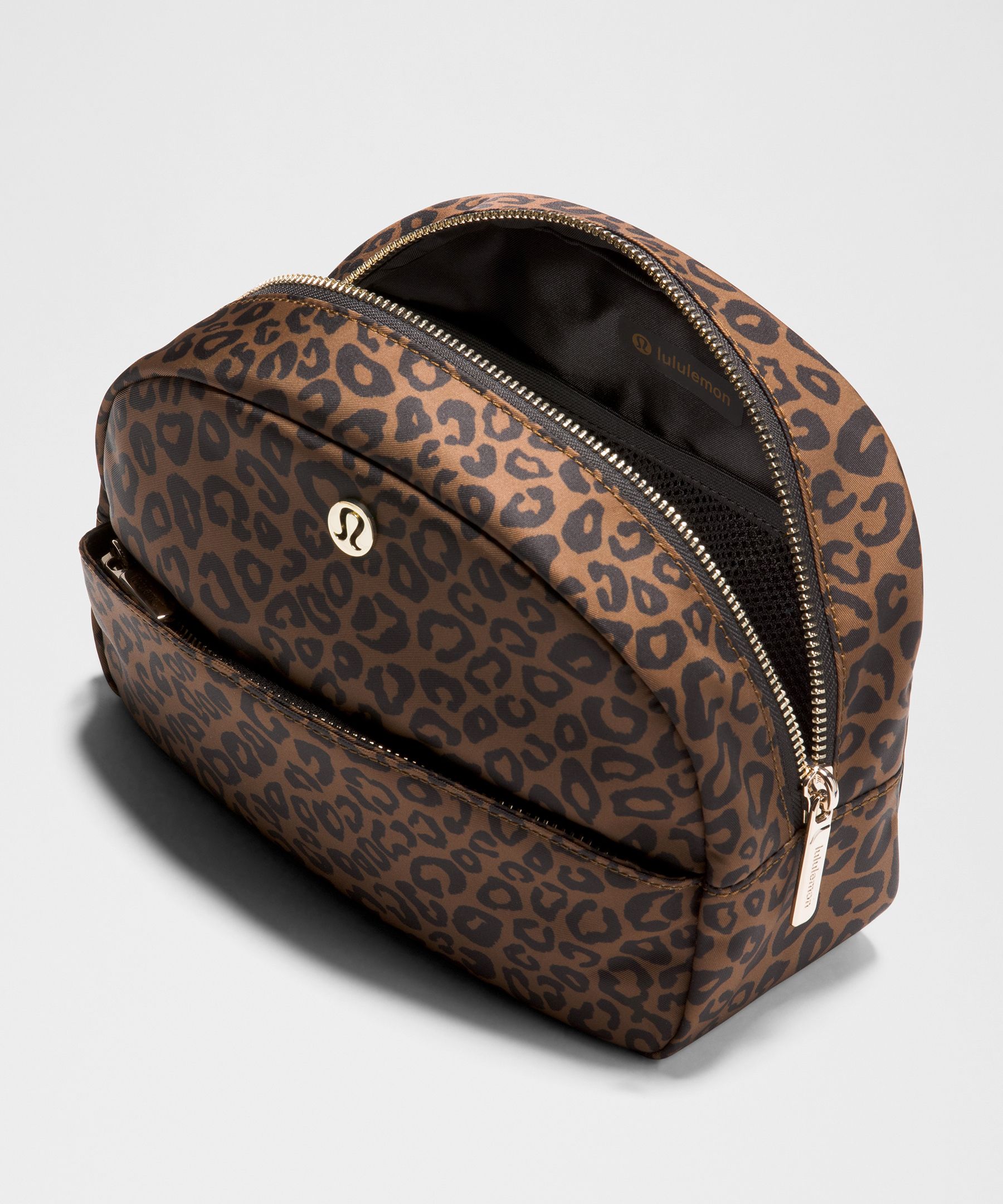Lululemon City Essentials Pouch 4l