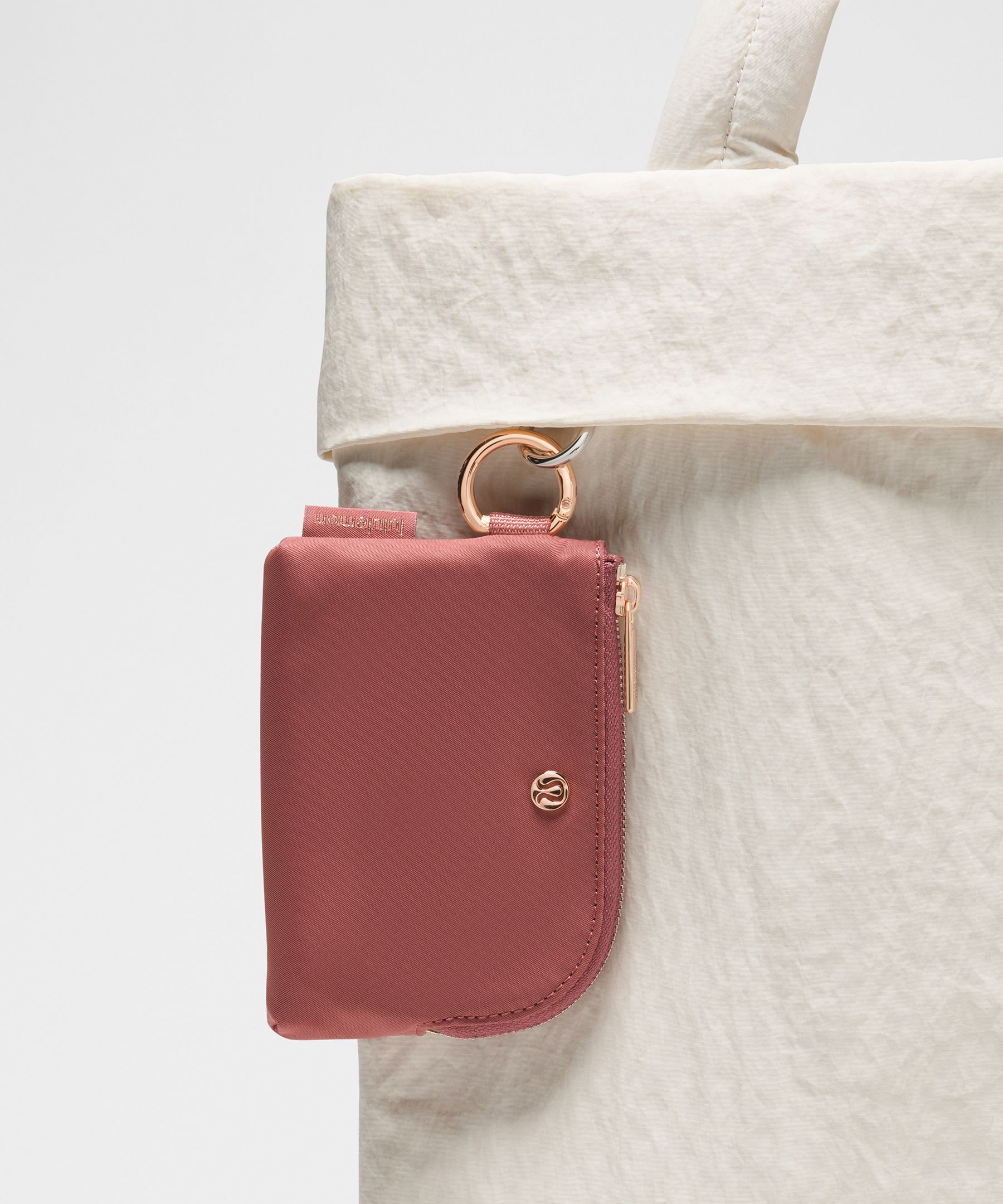 Pochette pour cartes à attache