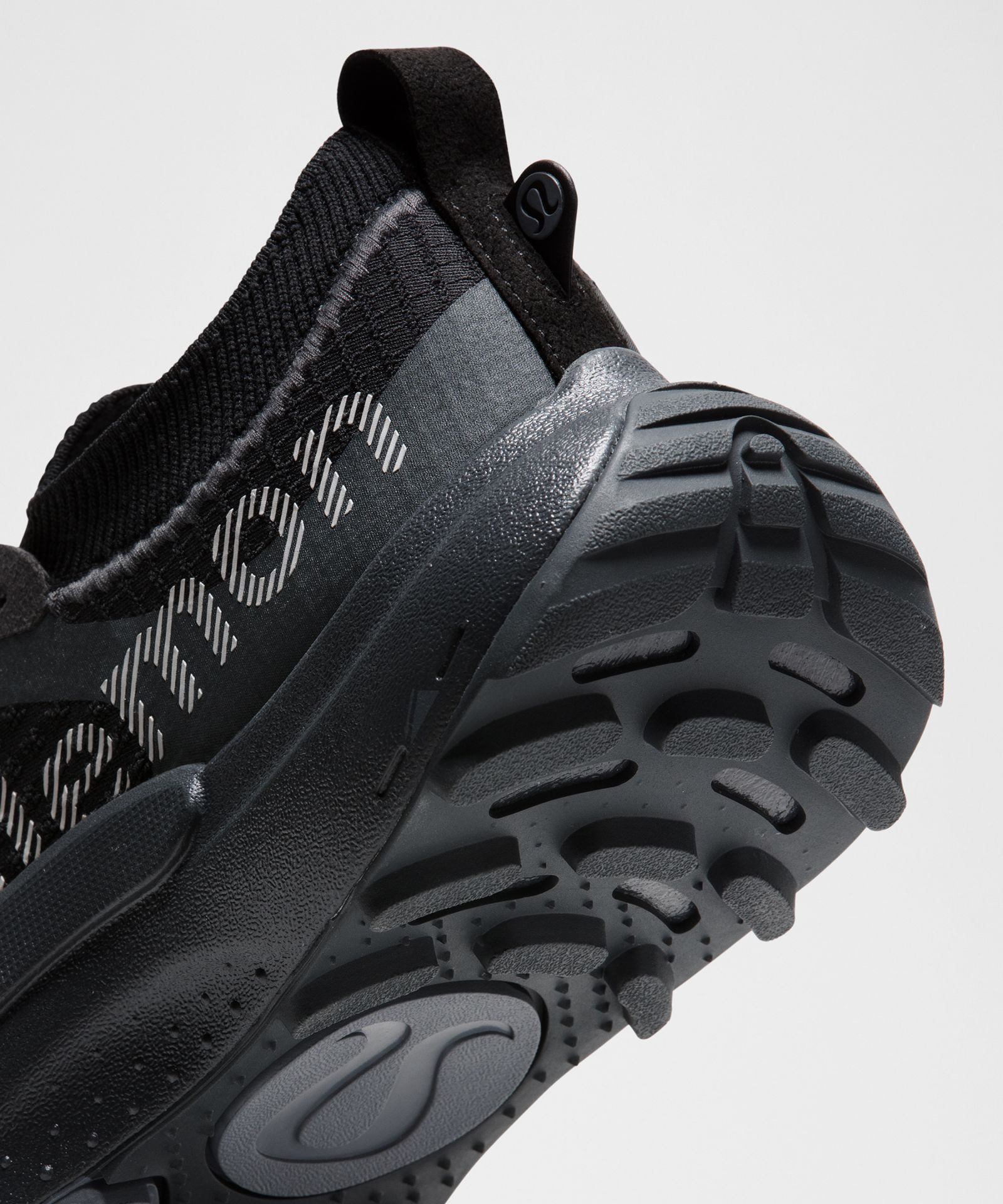 Lululemon Women's Wildfeel Trail Running Shoe — фото 8