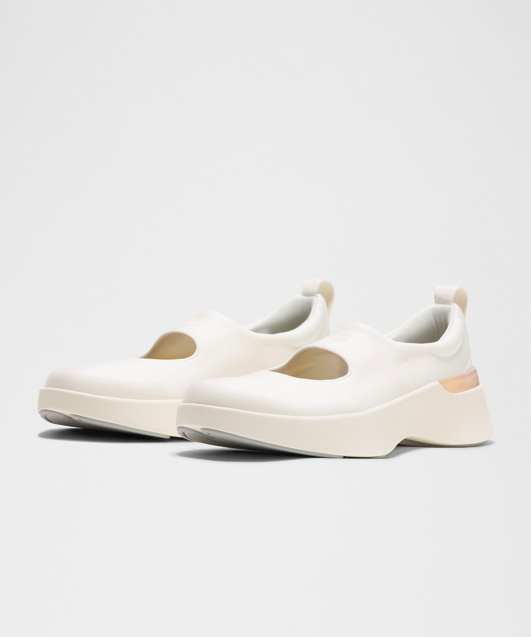 Women's Mary Train Sneaker
