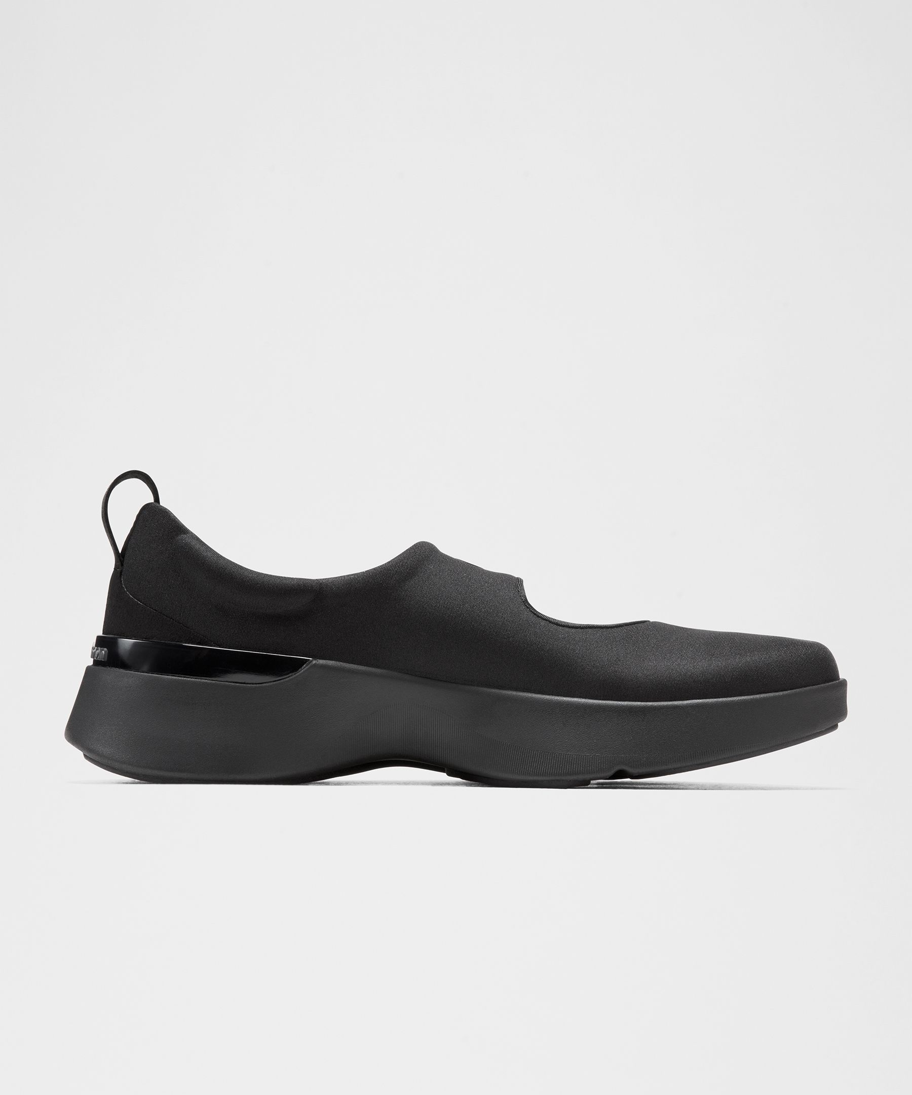 Women's Mary Train Sneaker