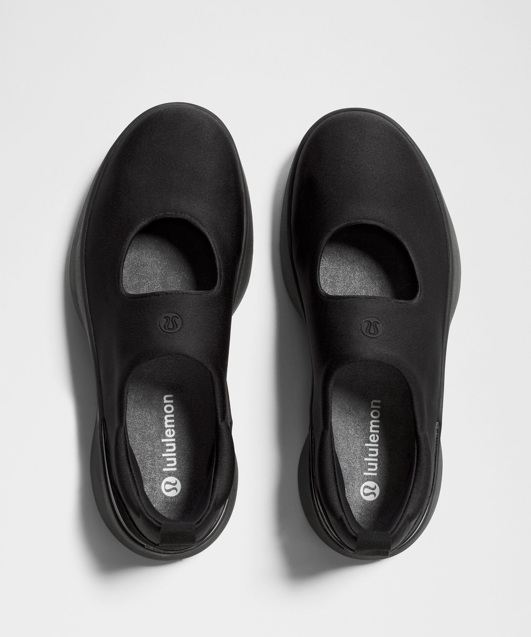 Women's Mary Train Sneaker