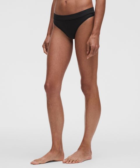 Женские трусы-стринги Lululemon UnderEase со средней посадкой