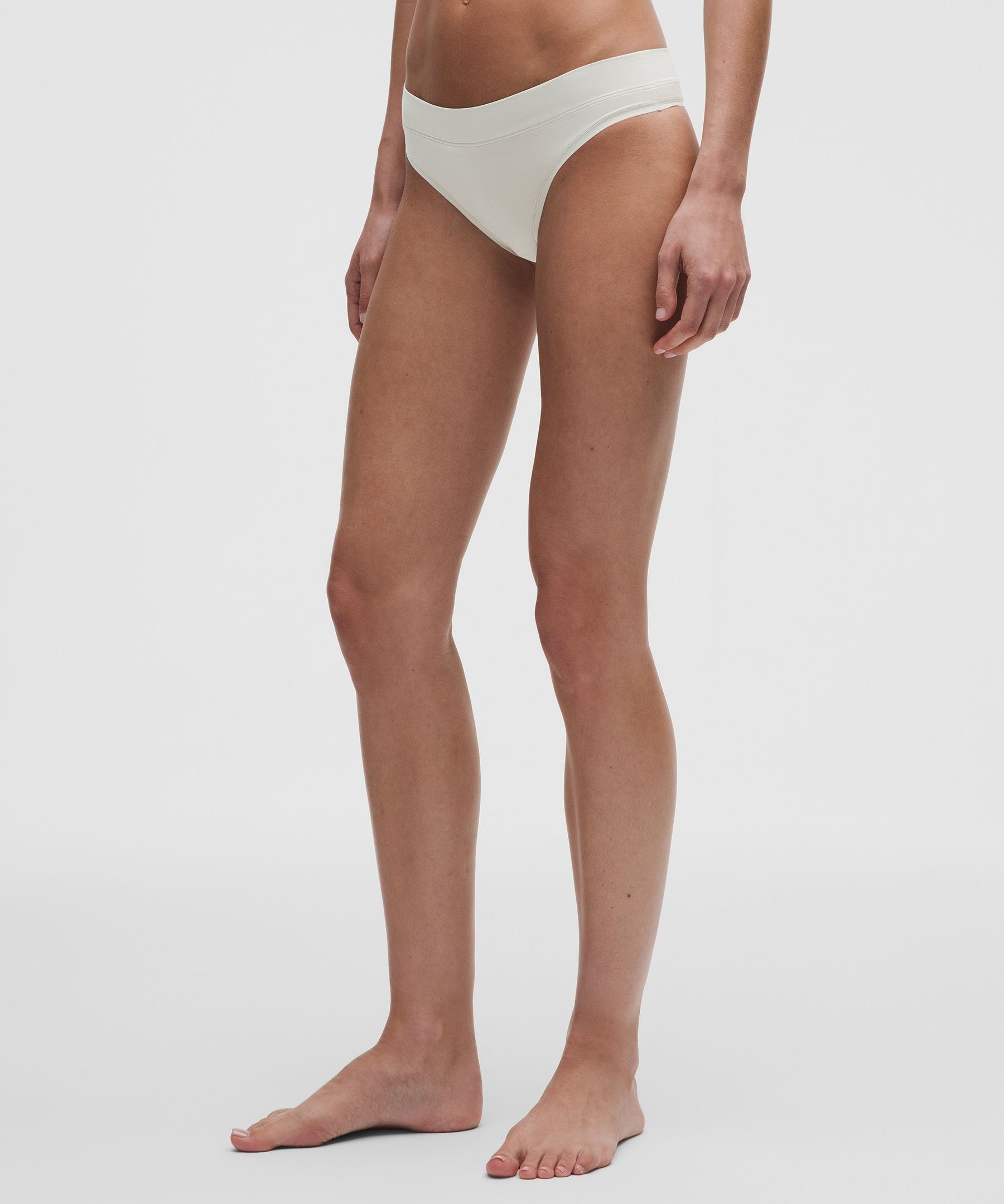 String taille moyenne UnderEase