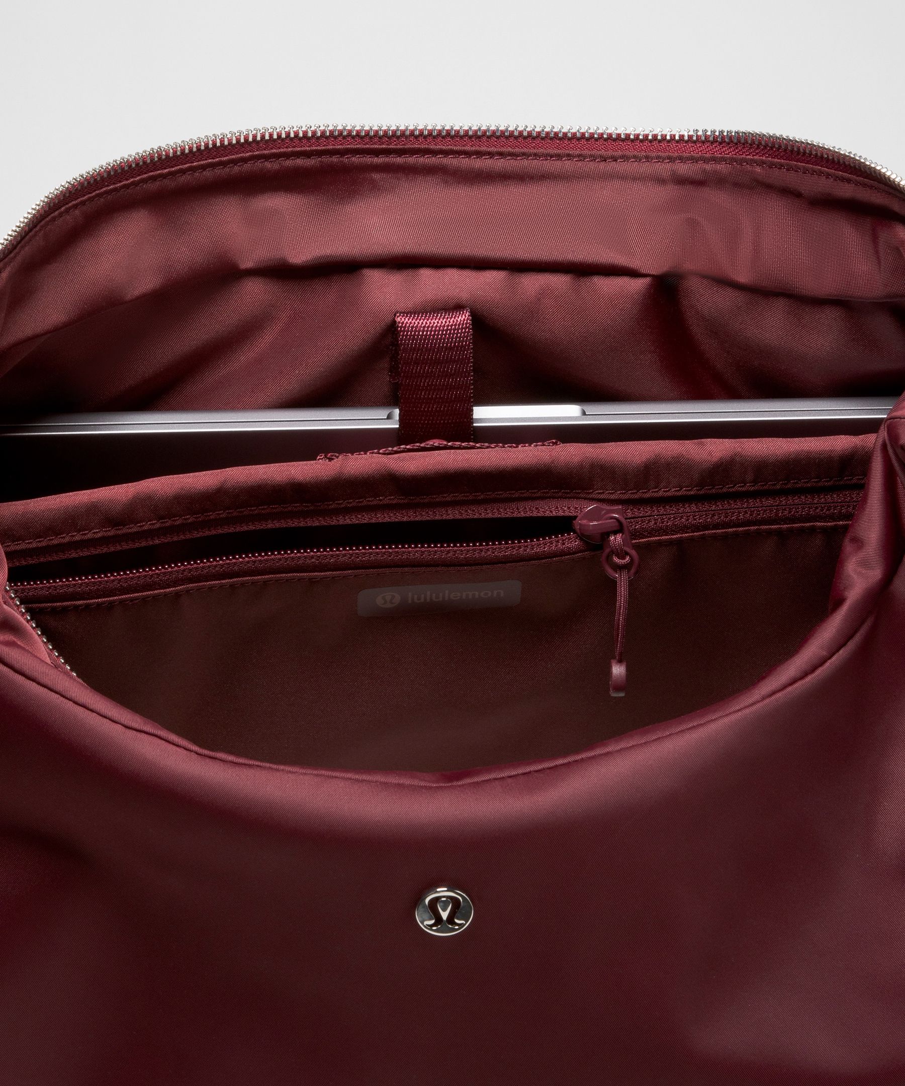 City Essentials Oversized Shoulder Bag 18L