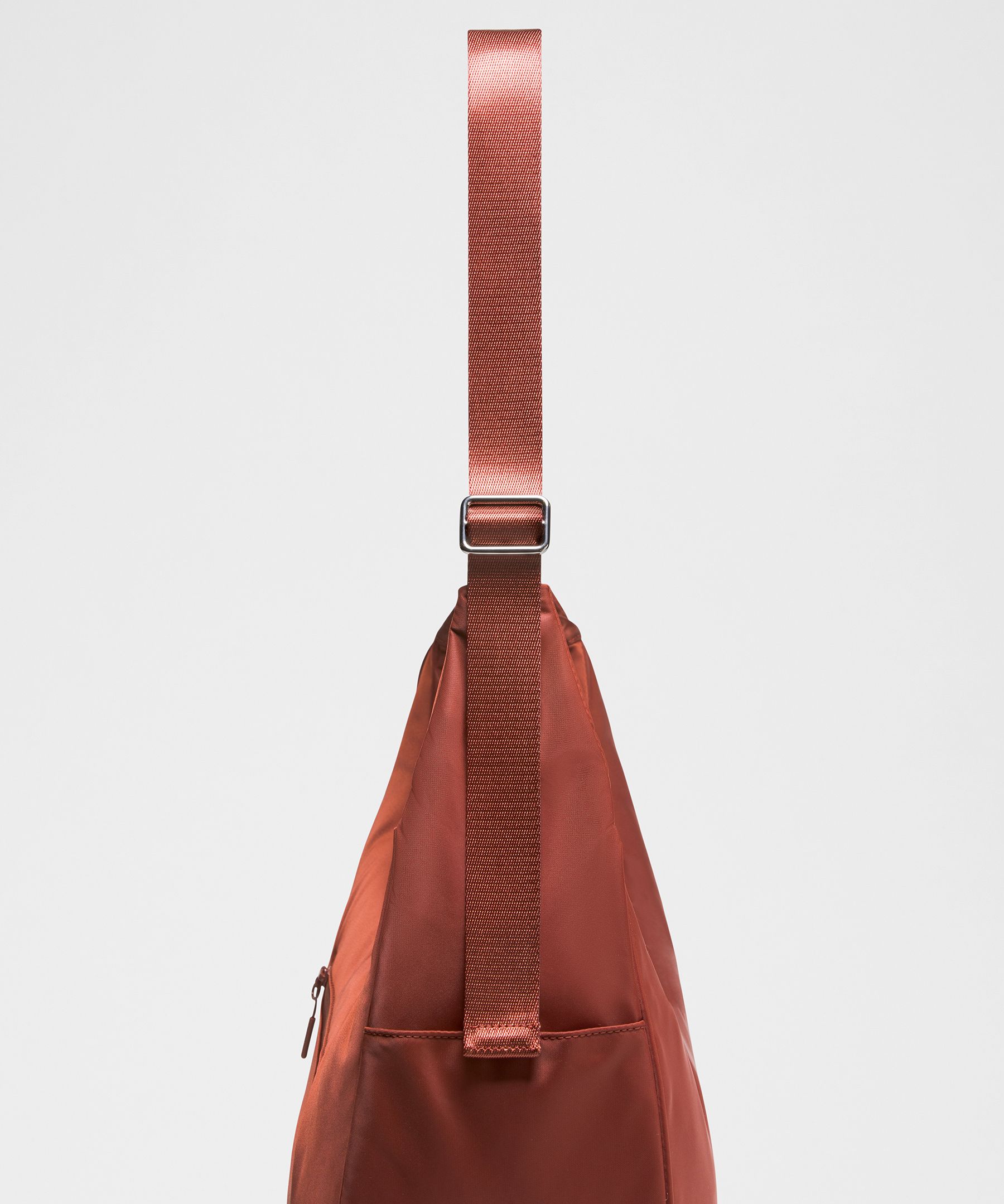 City Essentials Oversized Shoulder Bag 18L