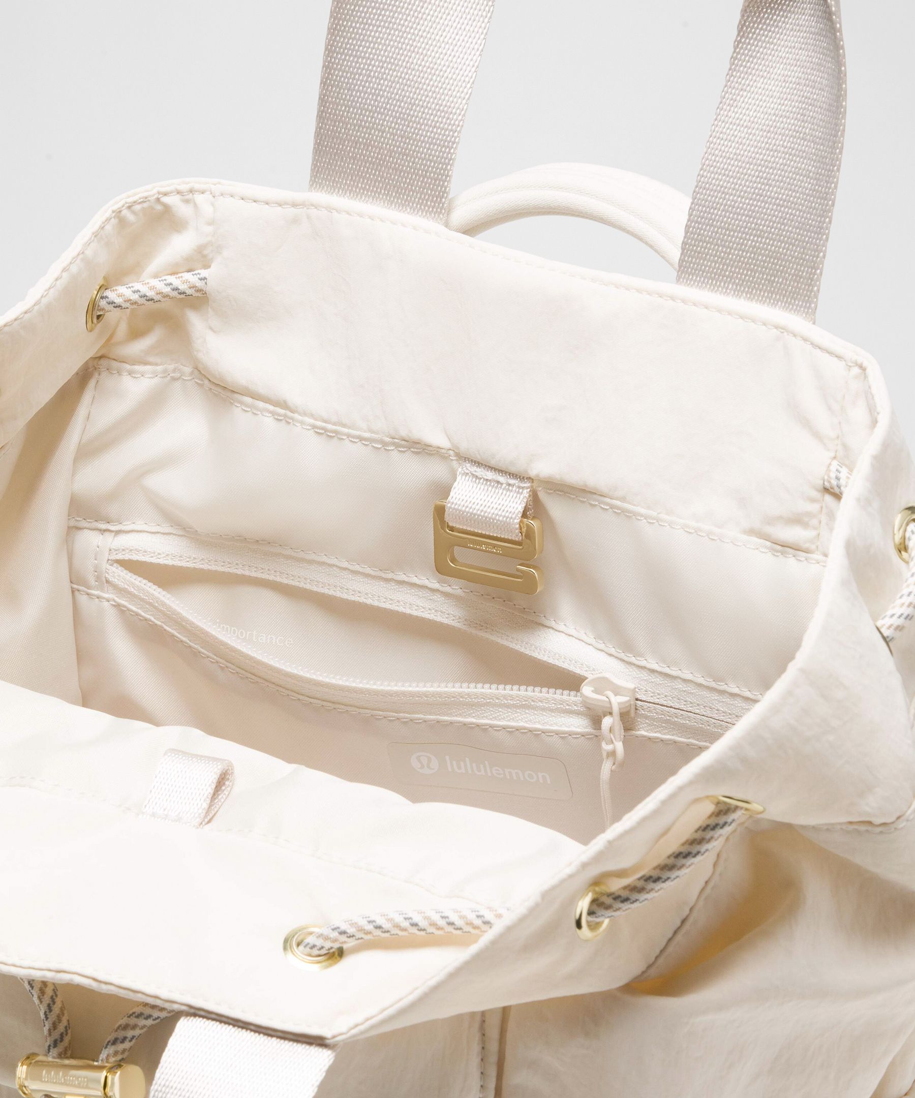 Convertible Drawstring Bucket Bag Small 13.5L