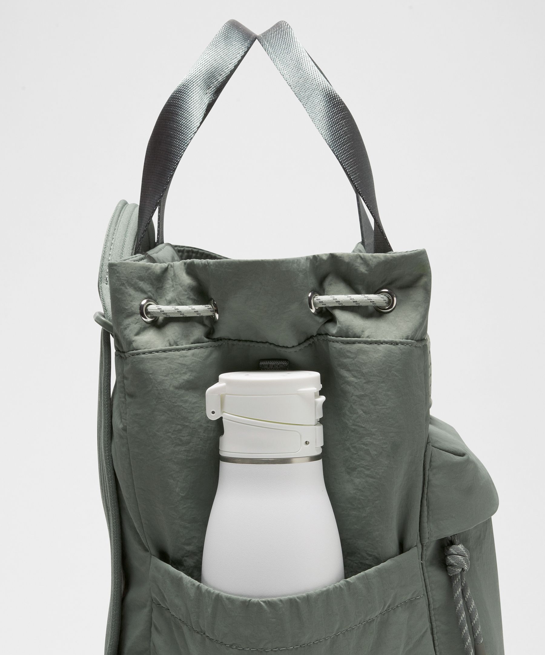 Convertible Drawstring Bucket Bag Small 13.5L