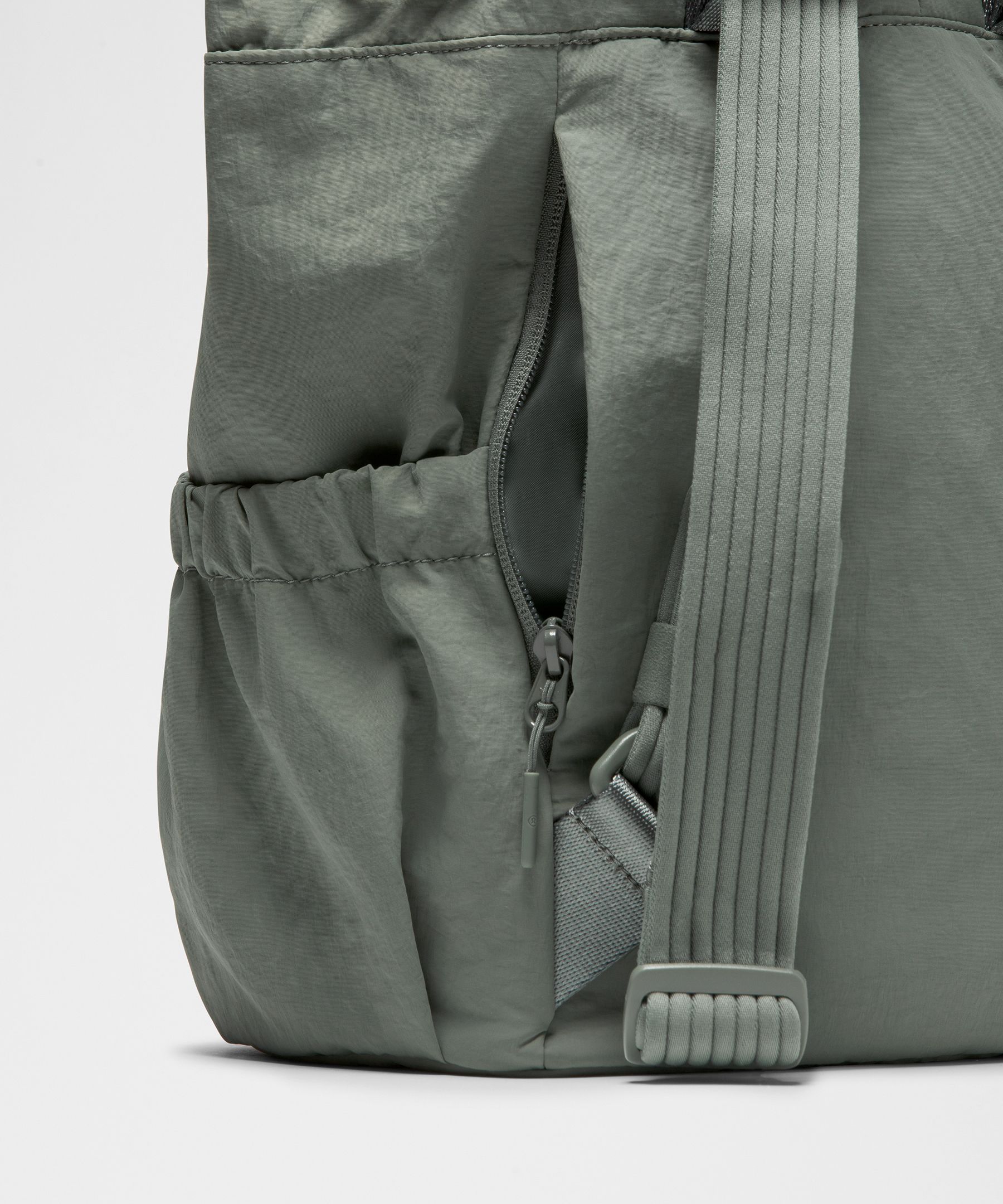 Convertible Drawstring Bucket Bag Small 13.5L