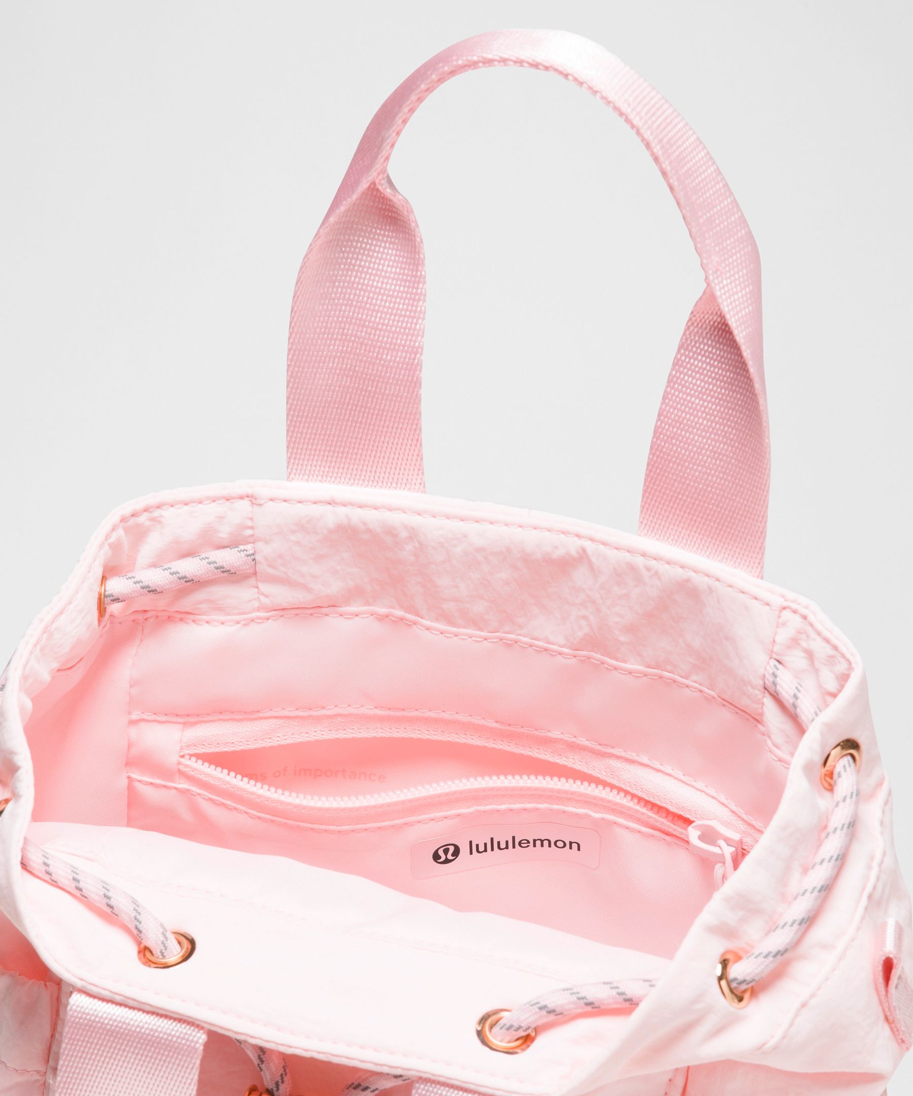 Convertible Drawstring Bucket Bag Mini 5L