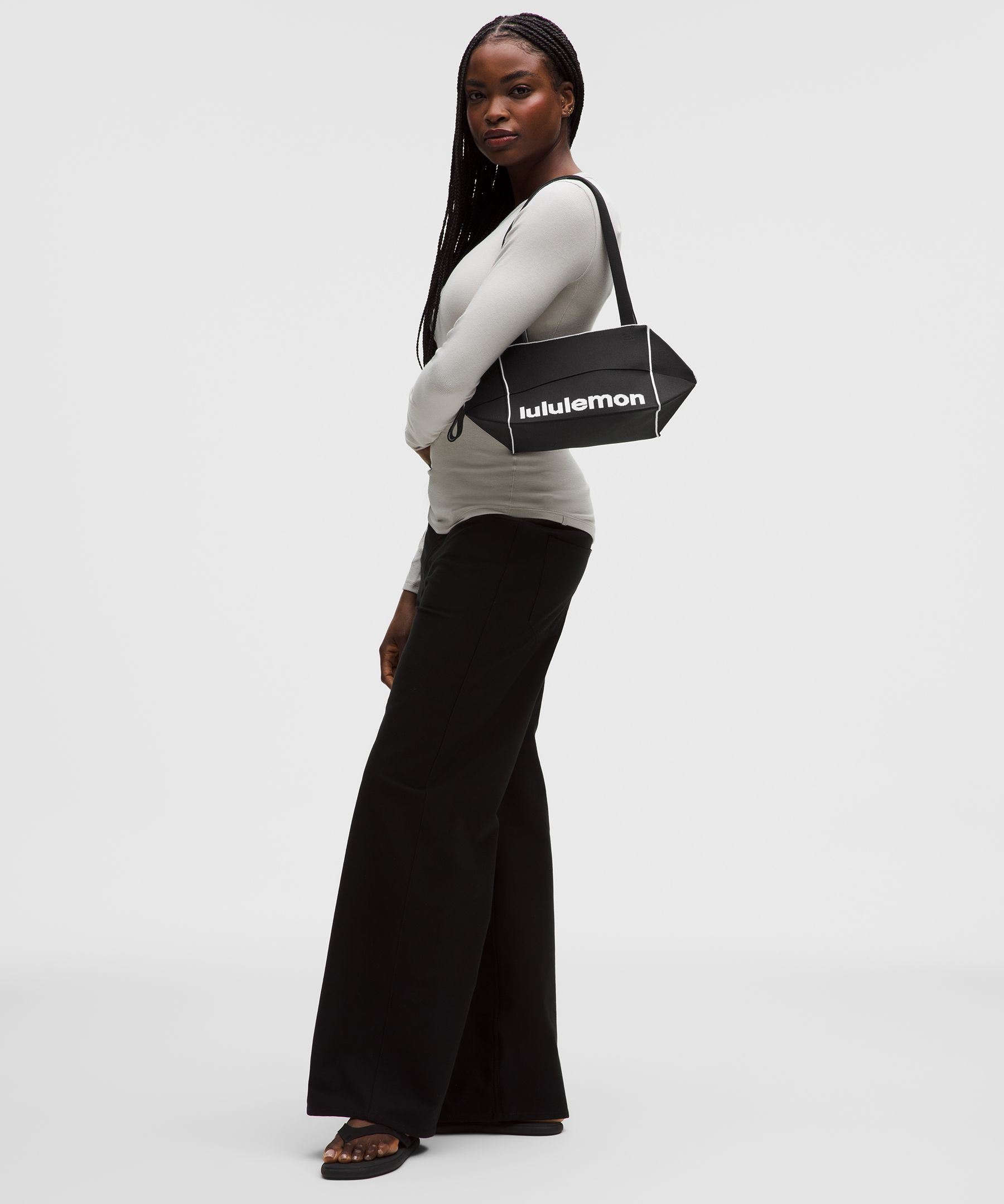 Fold It Hold It ショルダーバッグ 5.8L | バッグ | Lululemon JP