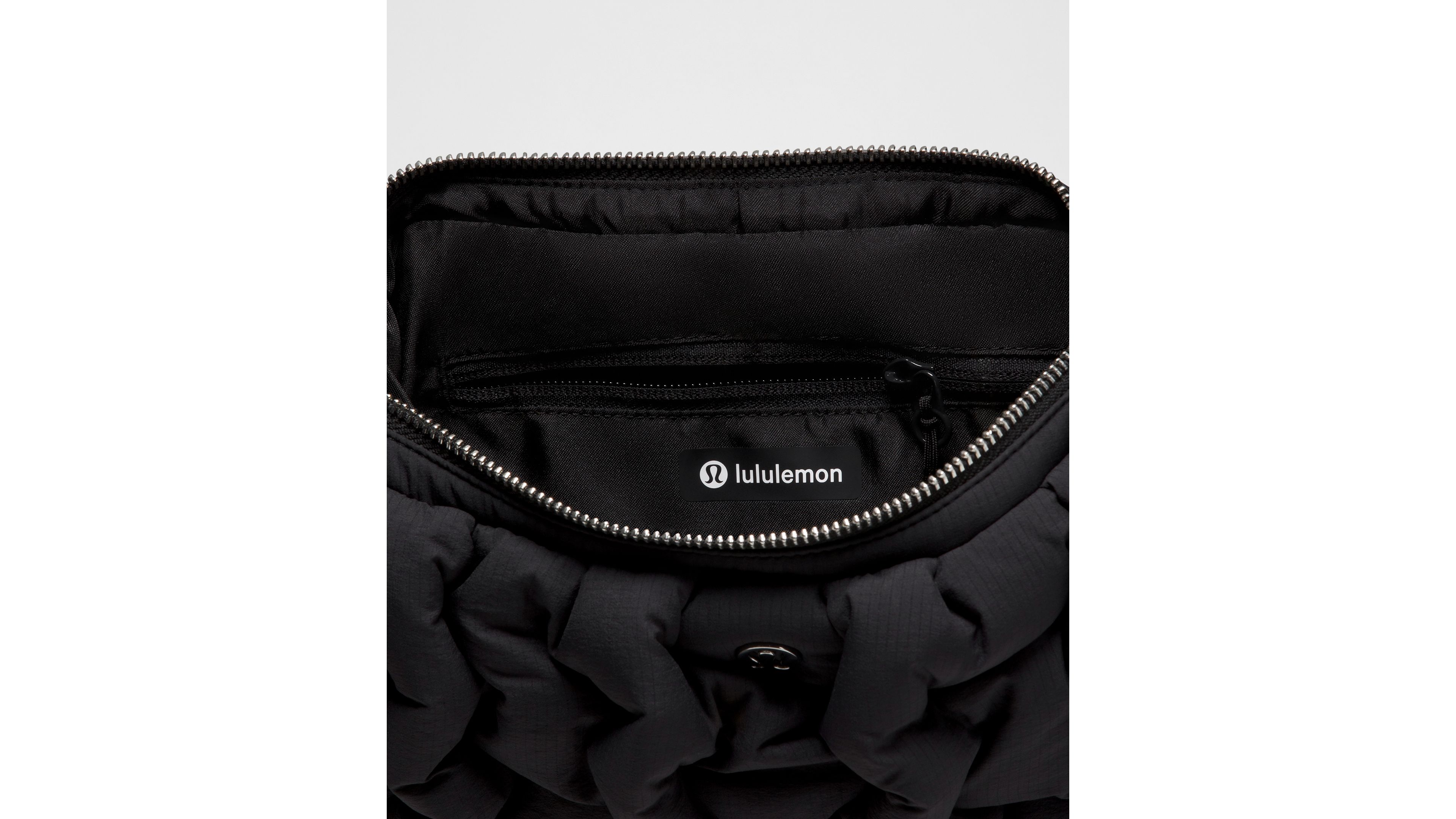 Quilty Puff Crossbody Bag 4.7L