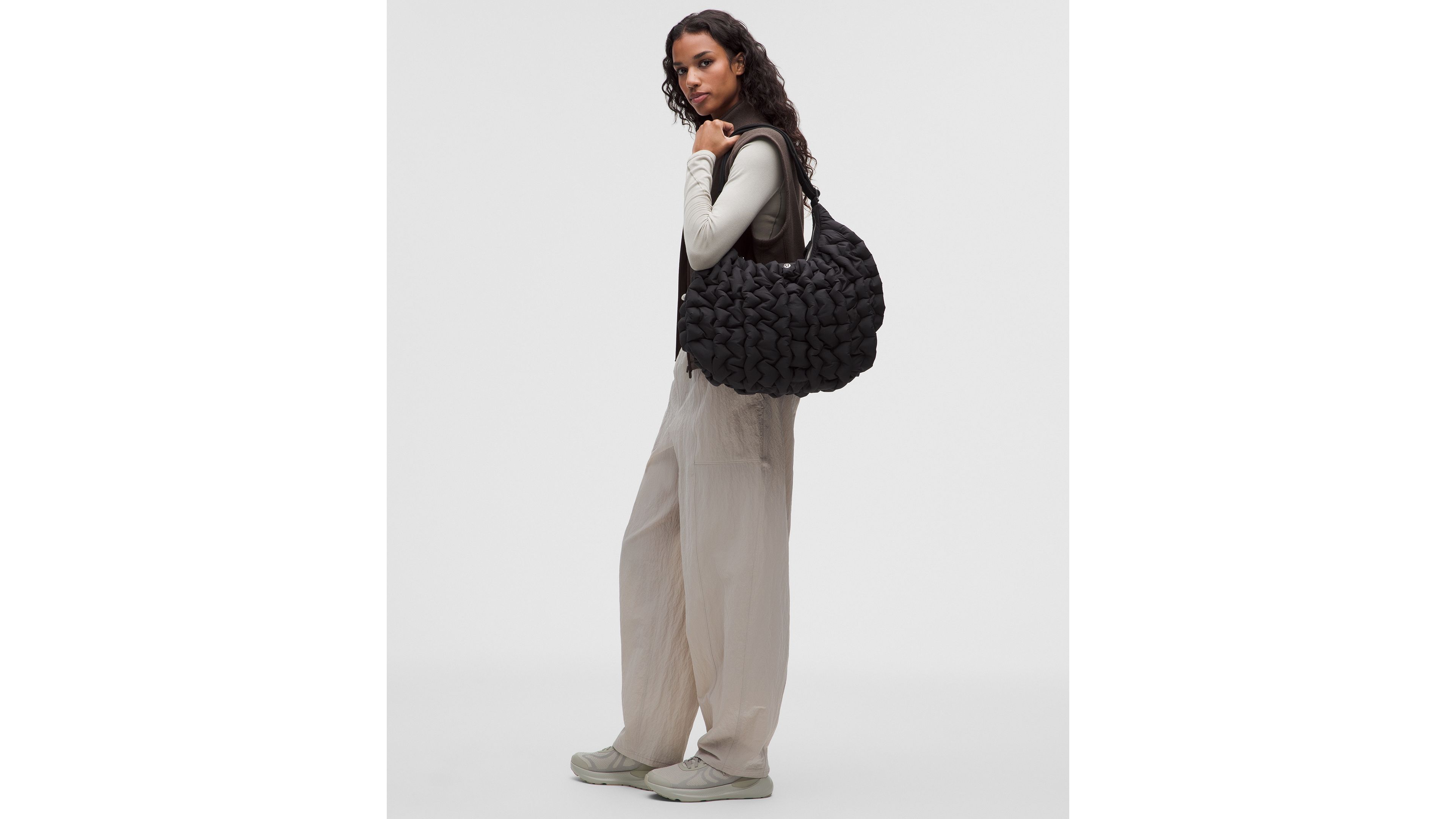 Quilty Puff Shoulder Bag 14L