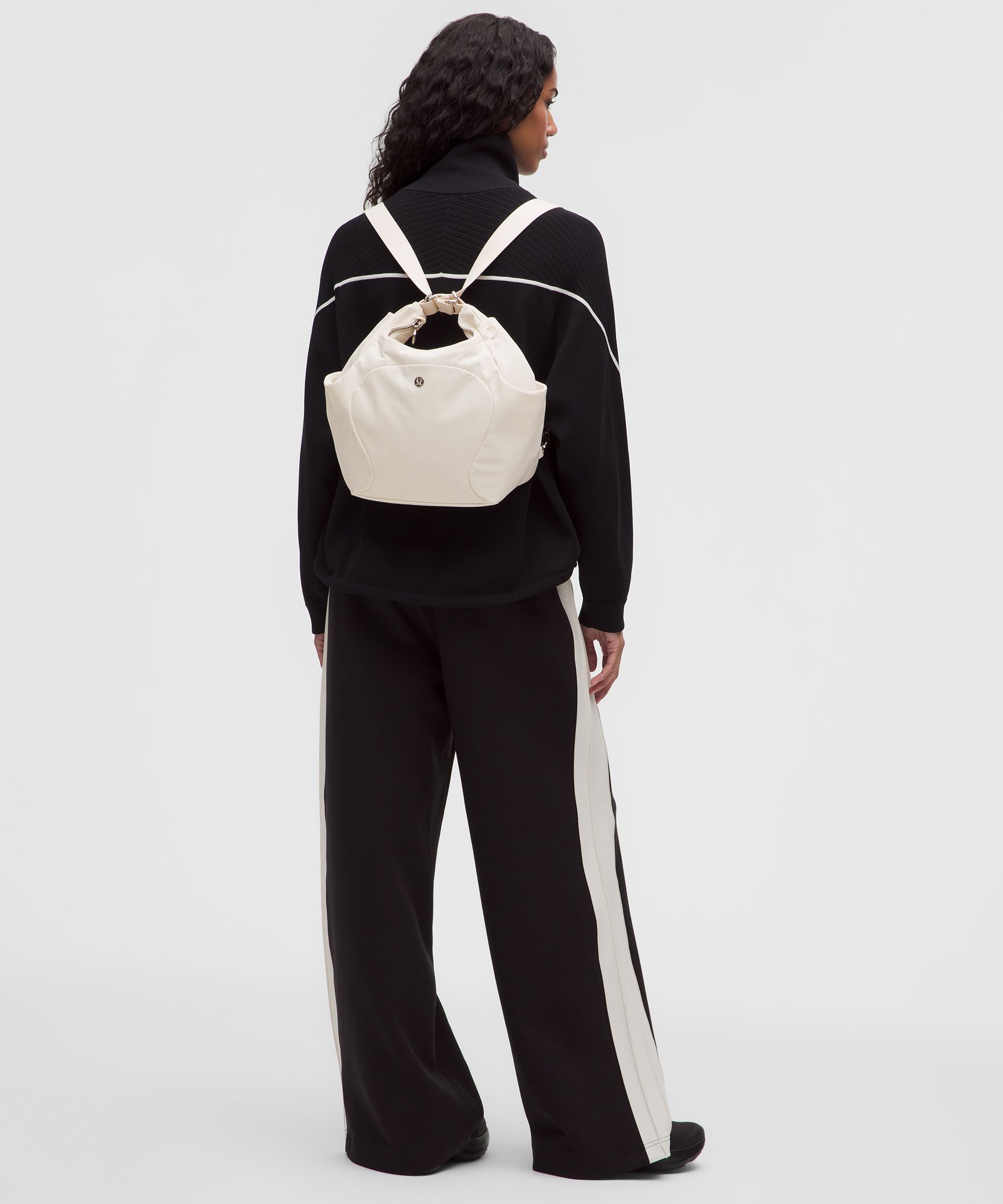 City Essentials Convertible Shoulder Bag 7L