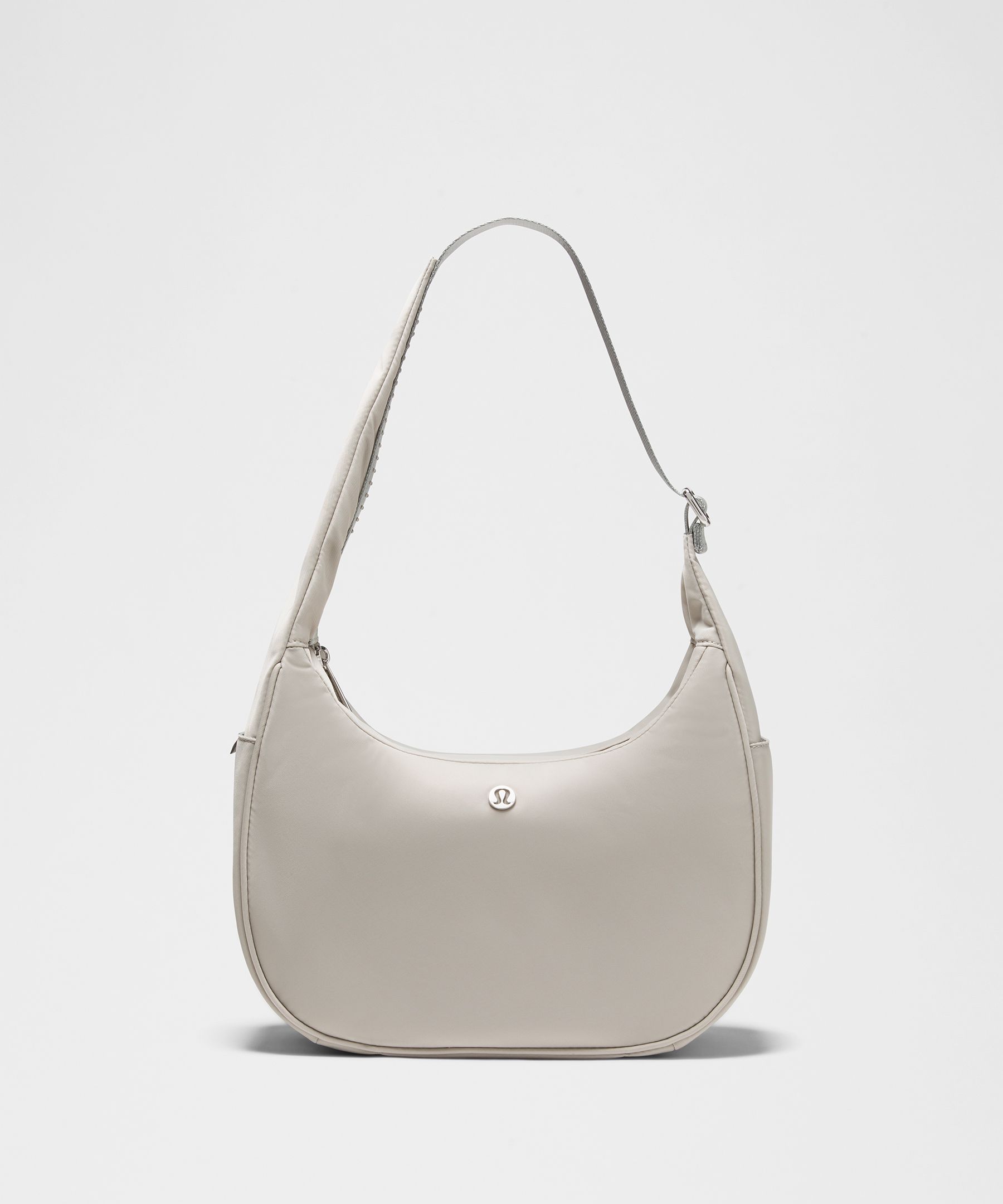 City Essentials Shoulder Bag 4L